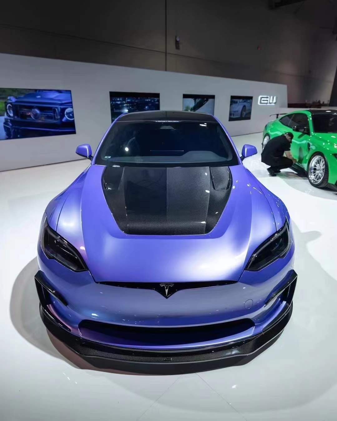 Tesla Model S 2023-2025 V Style Parts - styling view