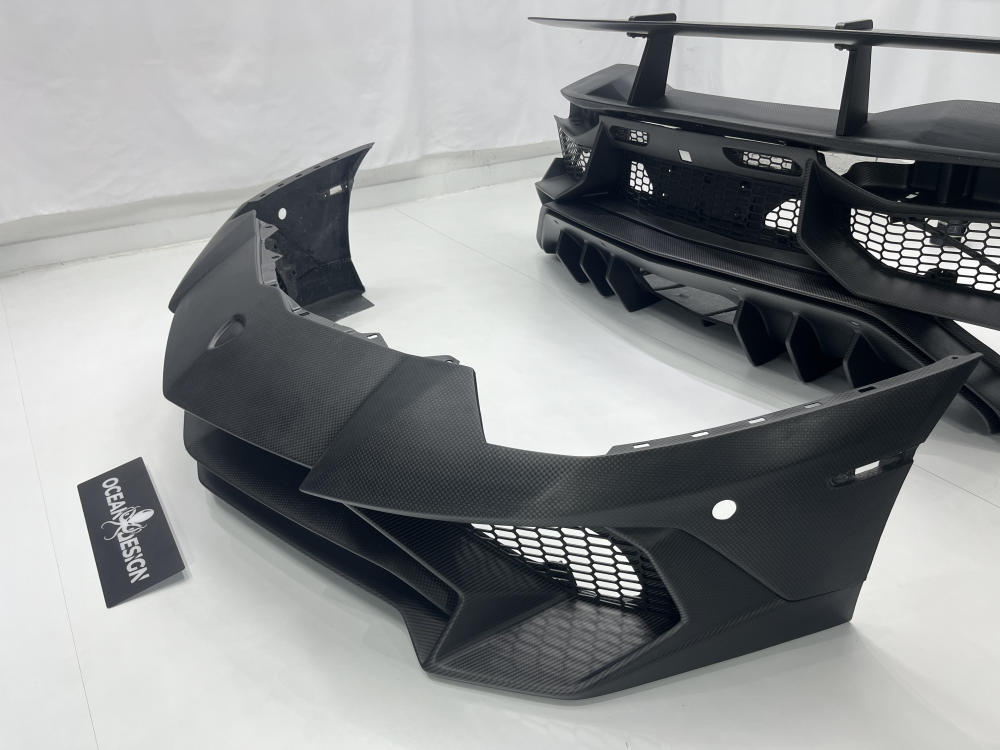 Lamborghini LP700 LP750SV Style Dry Carbon Conversion Parts - styling reference for Front Bumper