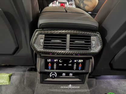 Lamborghini Urus SE Dry Carbon Interior Overlays - styling view