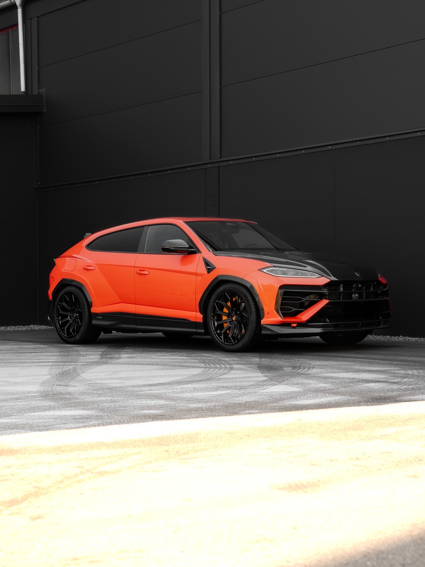 Lamborghini Urus SE N Style Parts - styling view