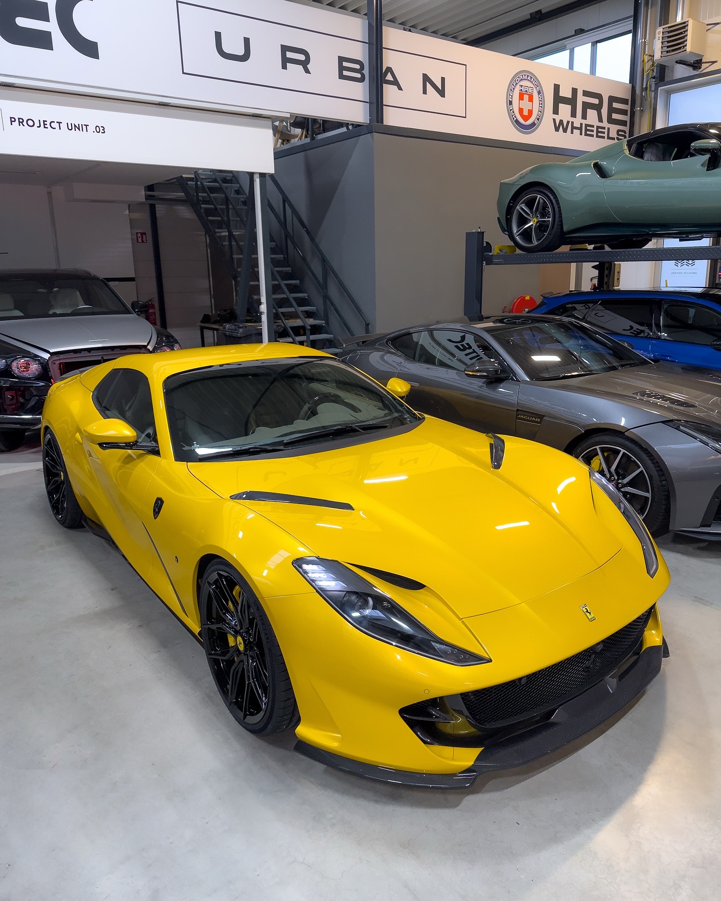 Ferrari 812 N Style Dry Carbon Parts - styling view