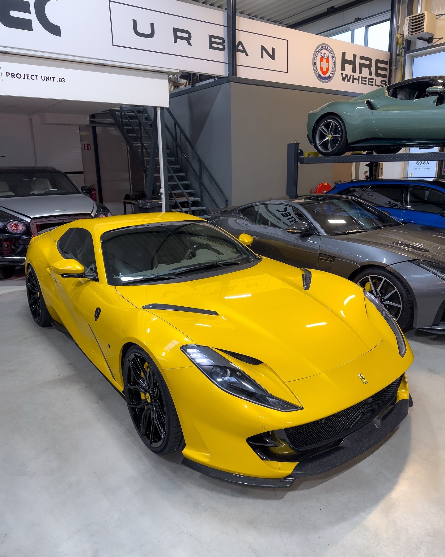Ferrari 812 N Style Dry Carbon Parts - styling view
