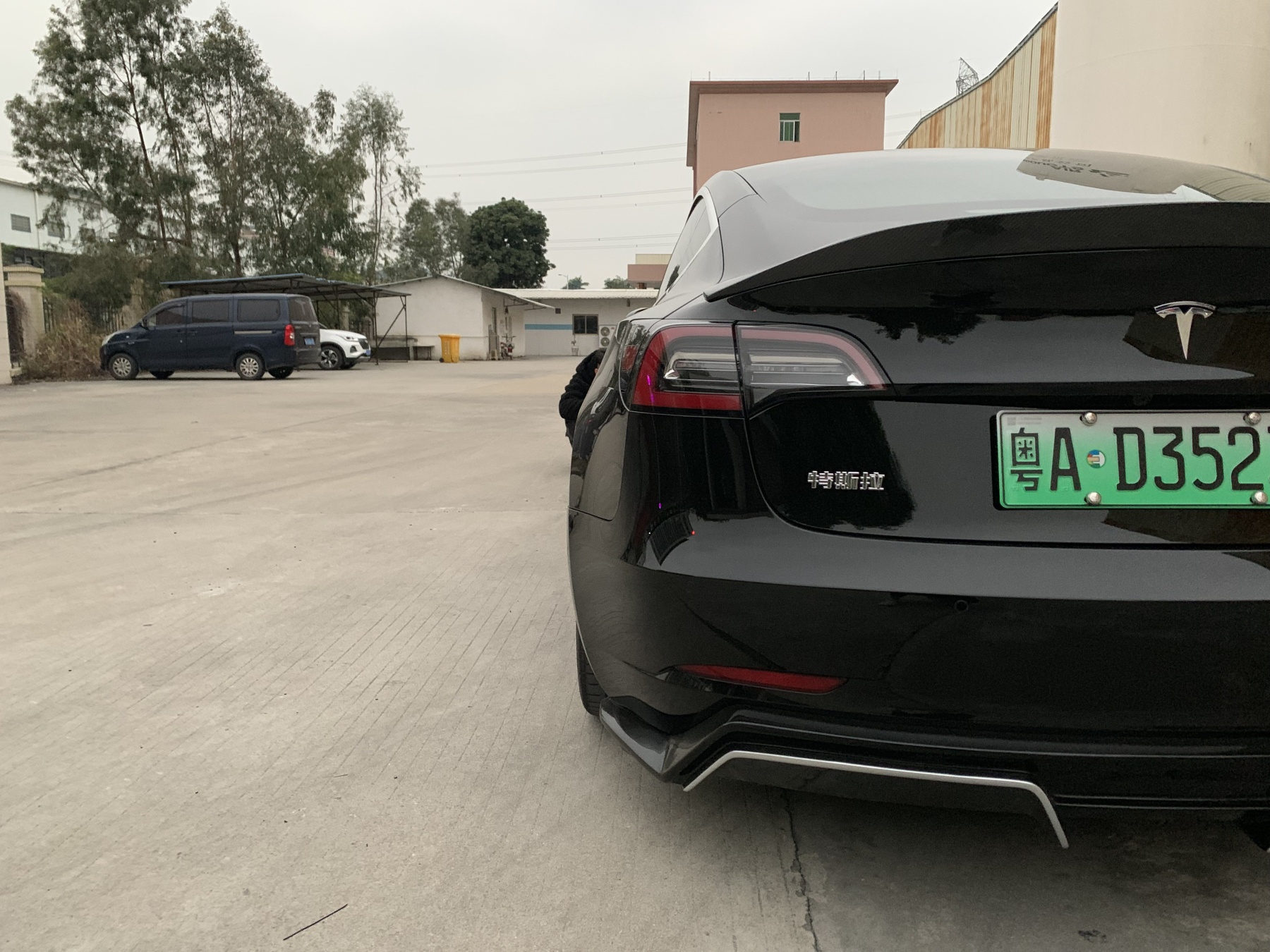 Tesla Model 3 ARTISAN Style Parts - styling view