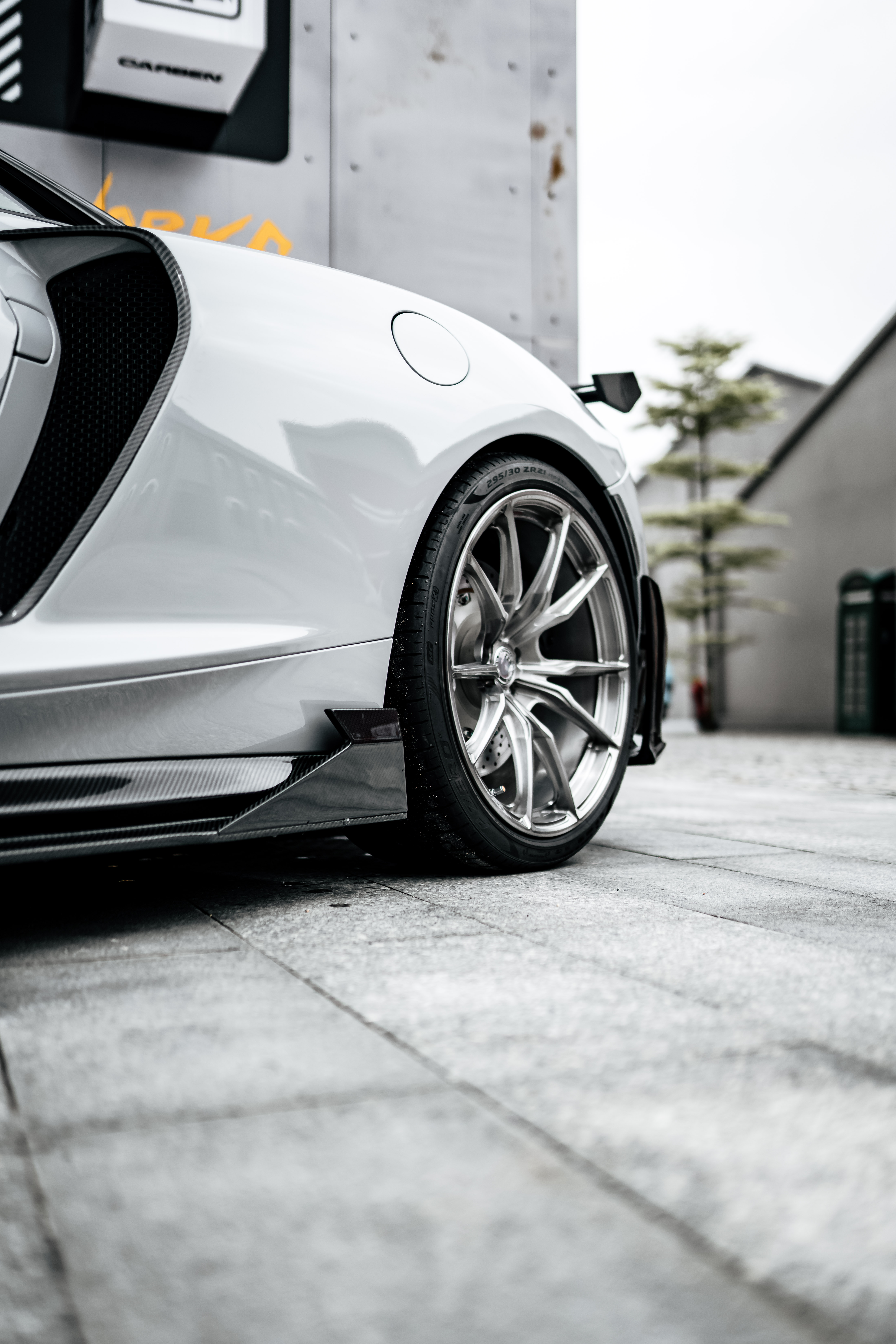 McLaren GT Dry Carbon Parts - styling view