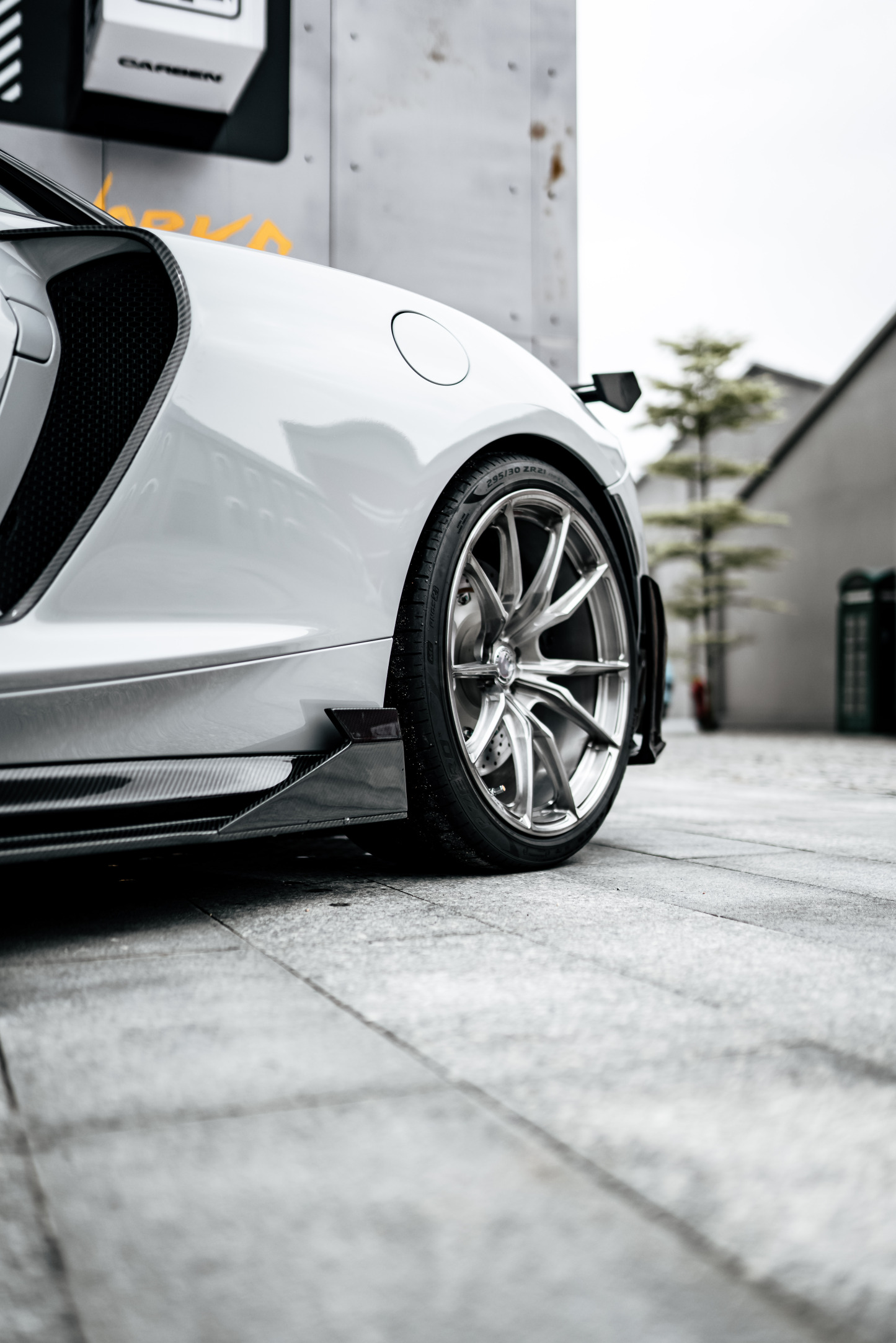 McLaren GT Dry Carbon Parts - styling view