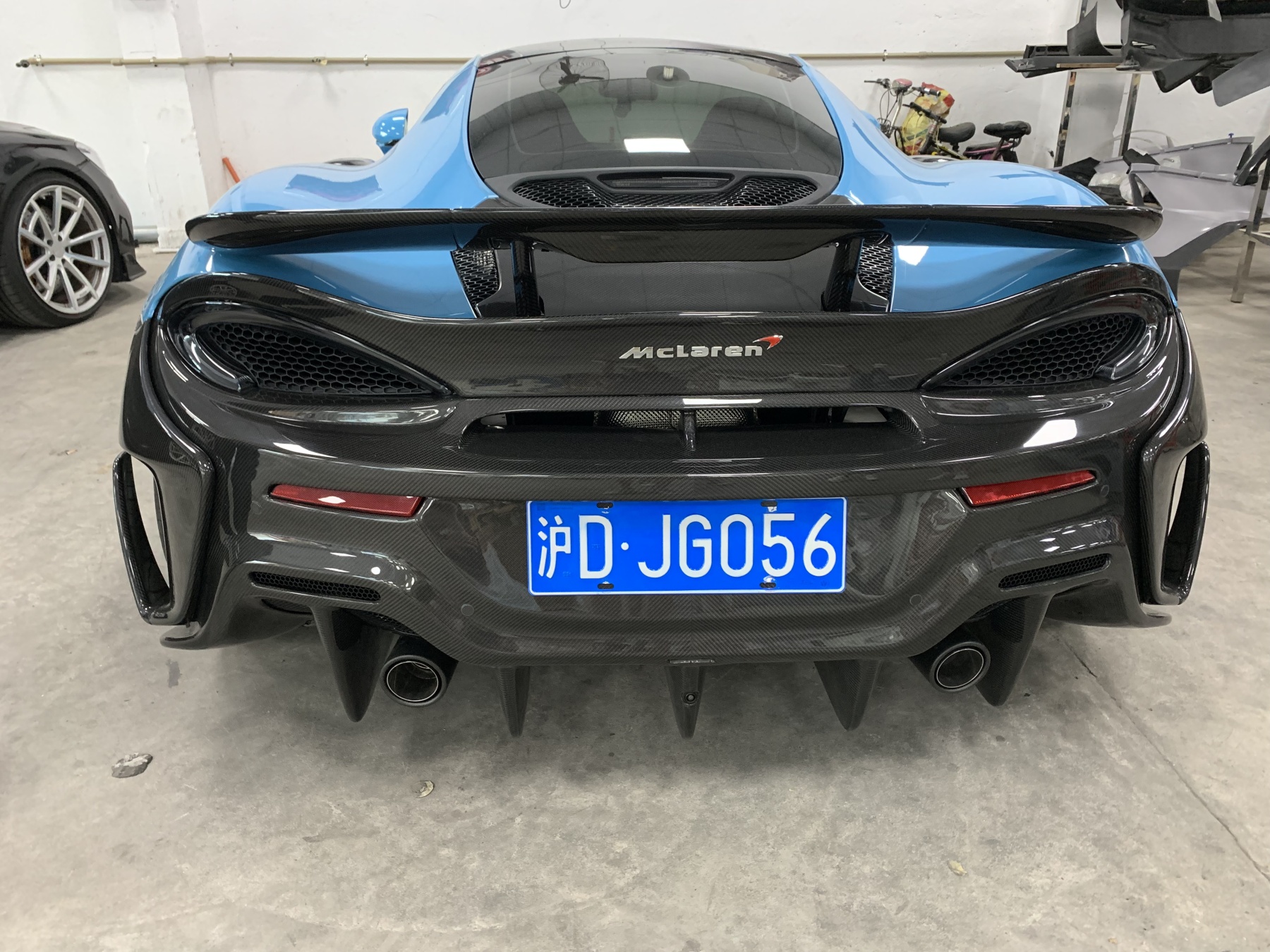 McLaren 540C / 570S to 600LT Style Carbon Fiber Conversion Kit - styling view