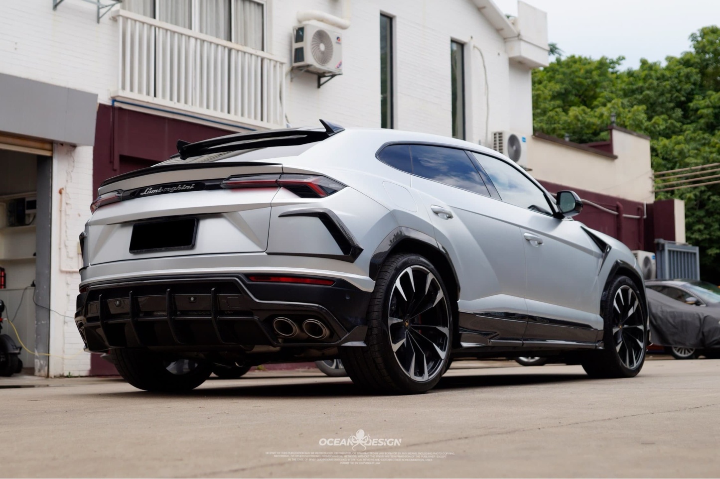 Lamborghini Urus Topcar Style Dry Carbon Parts - styling view