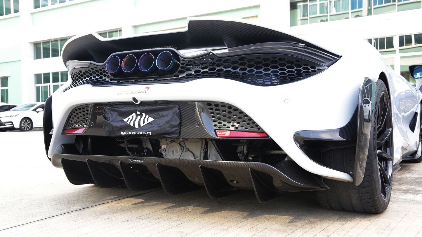 McLaren 720S to 765LT Style Dry Carbon Conversion Kit - styling view