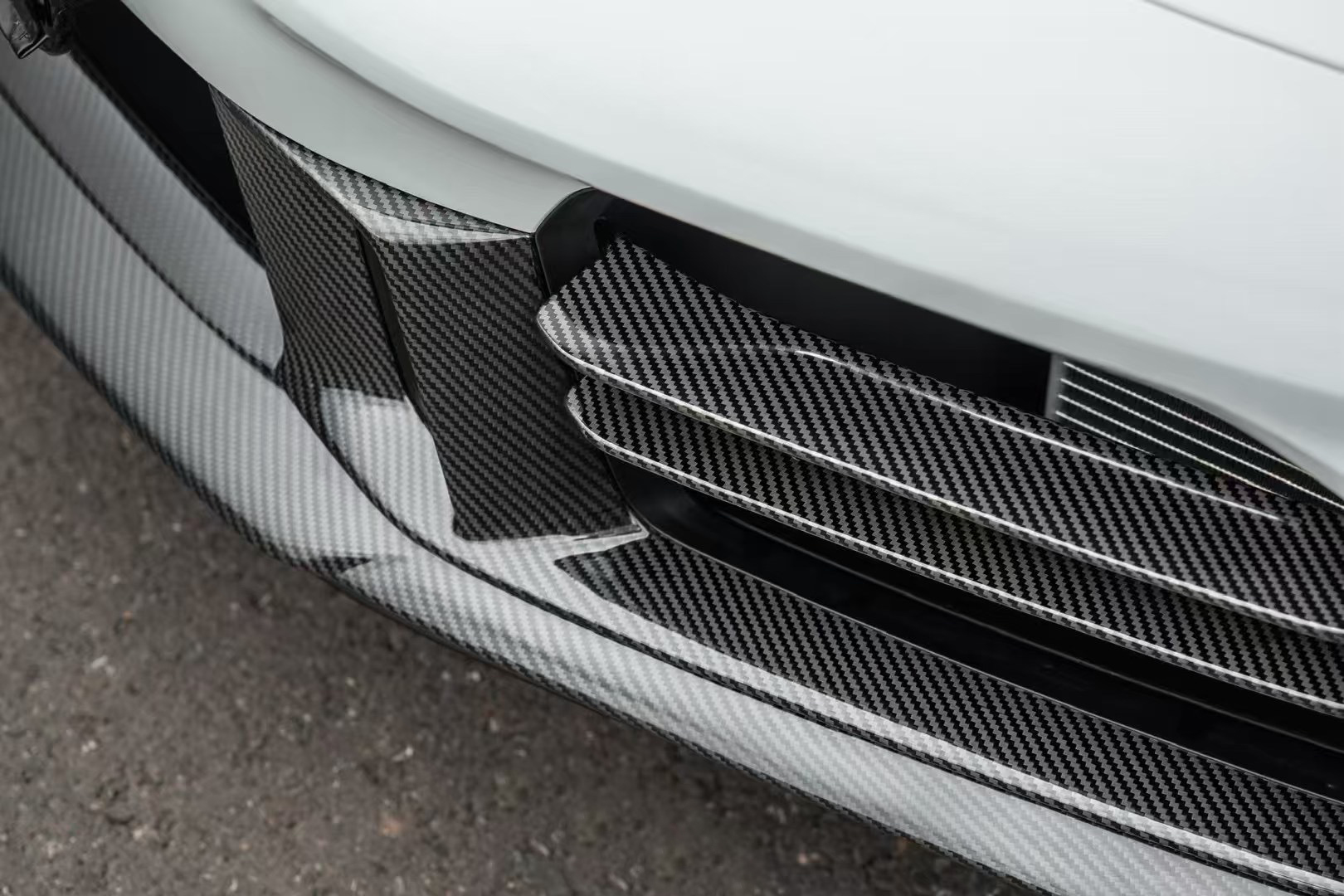 Porsche 911 992.2 OEM Style Dry Carbon Parts - styling view