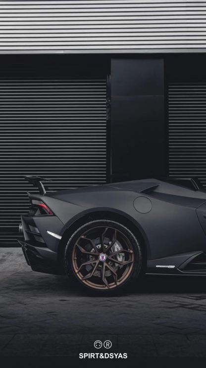 Lamborghini Huracan EVO RWD N Style Dry Carbon Parts - styling view