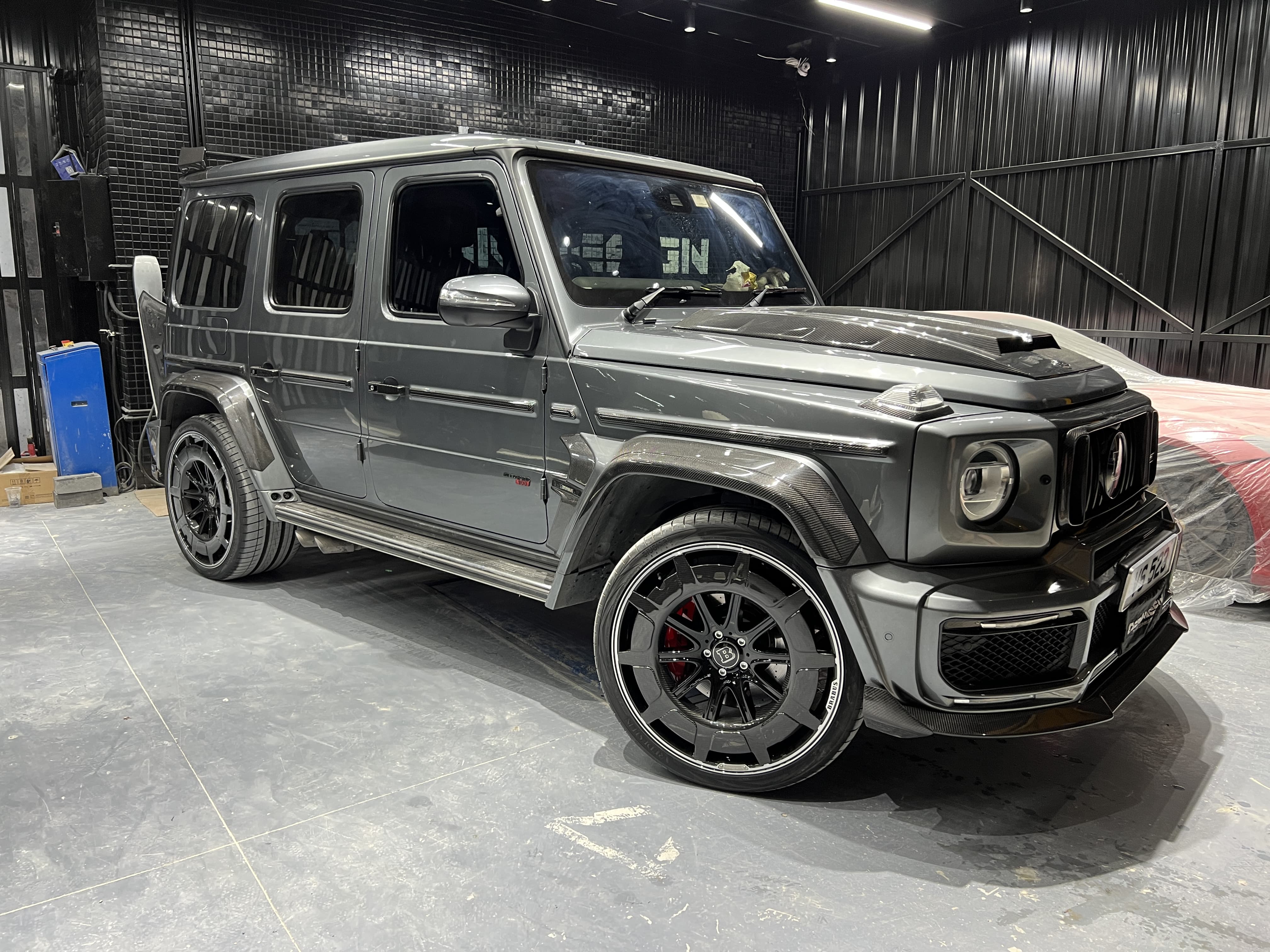 Mercedes-Benz W464 G350 / G500 / G63 G900 Style Parts - styling view