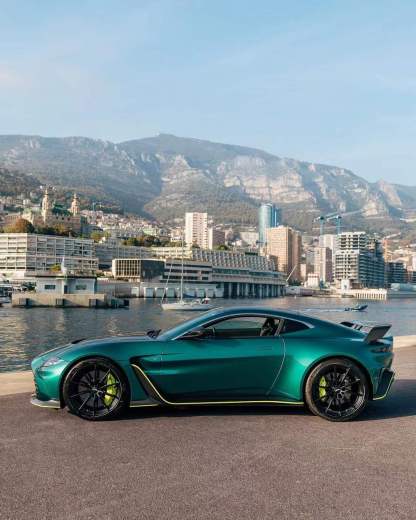 Aston Martin Vantage V12 Style Conversion Parts - styling view
