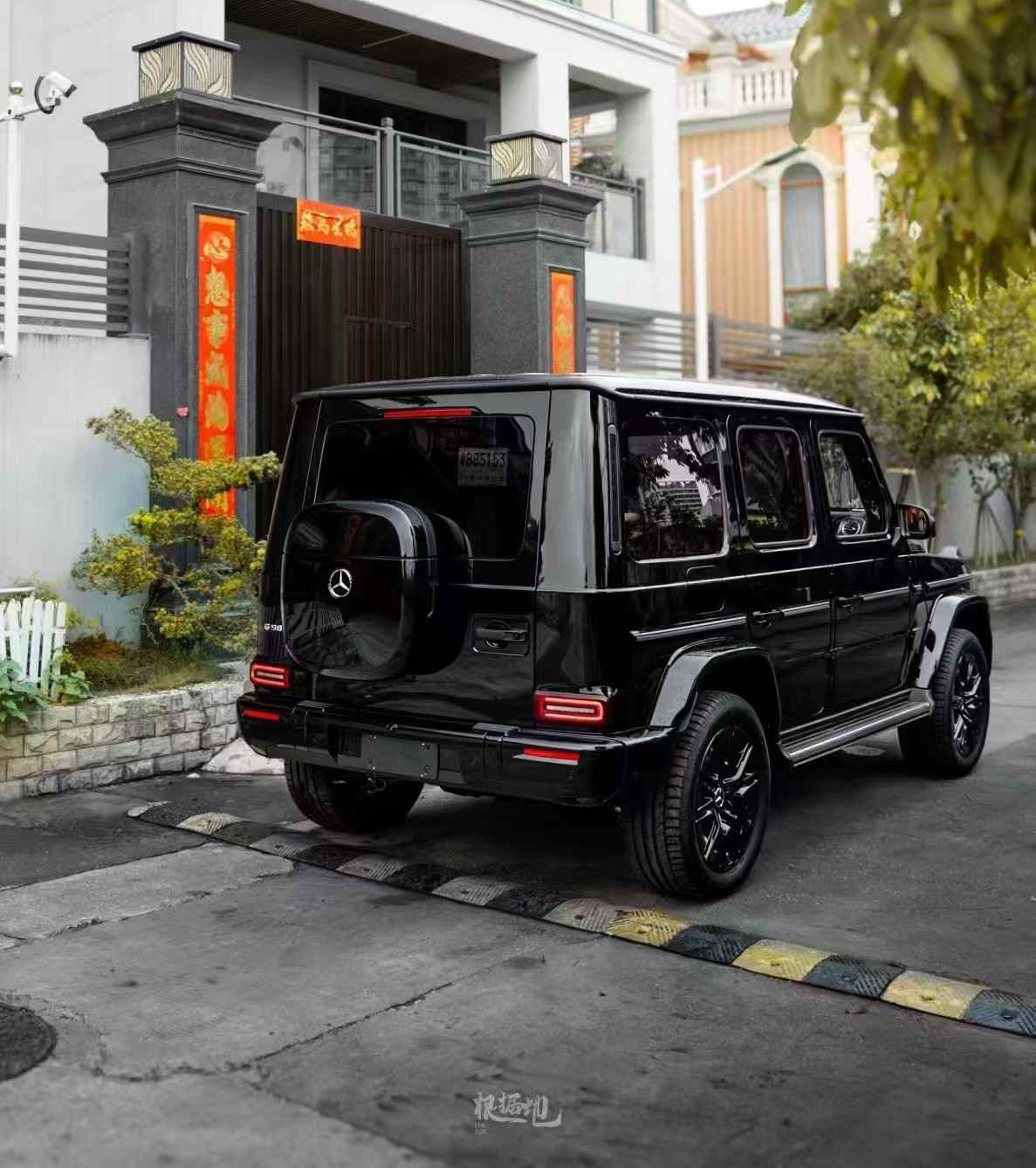 Mercedes-Benz W464/W465 G350/G500/G400 G63 AMG Style PP Conversion Kit - styling view