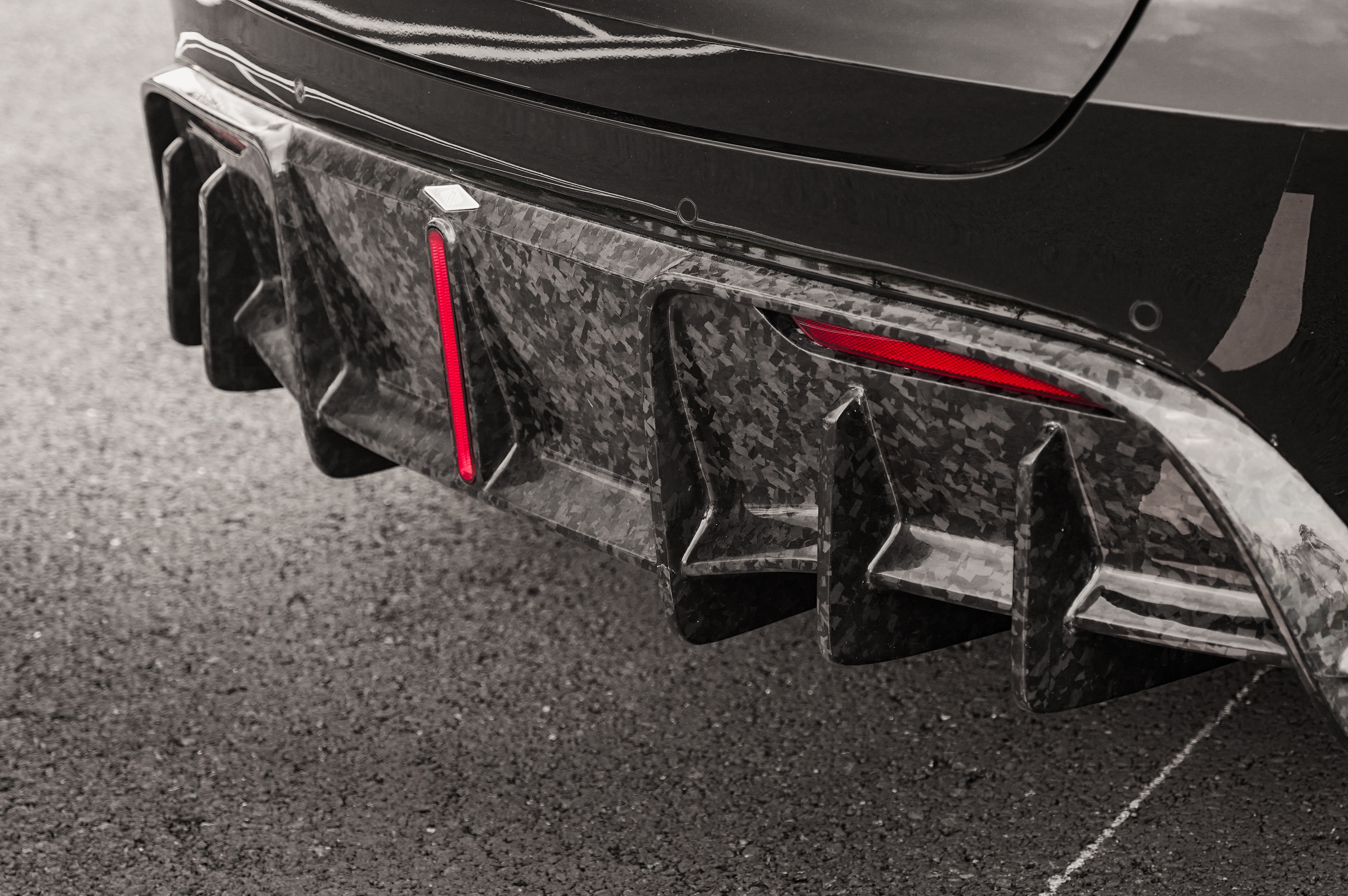 Tesla Model Y Ocean Design Gen 1 Style Dry Carbon Parts - styling view
