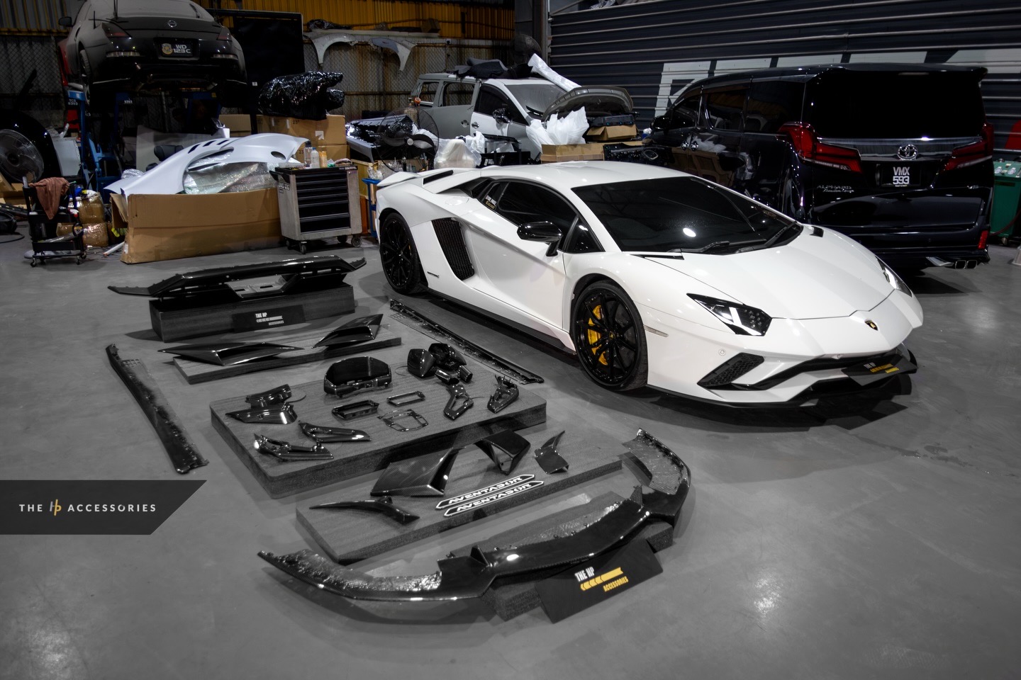 Lamborghini LP740 OEM Style Parts - styling view