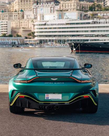 Aston Martin Vantage V12 Style Conversion Parts - styling view