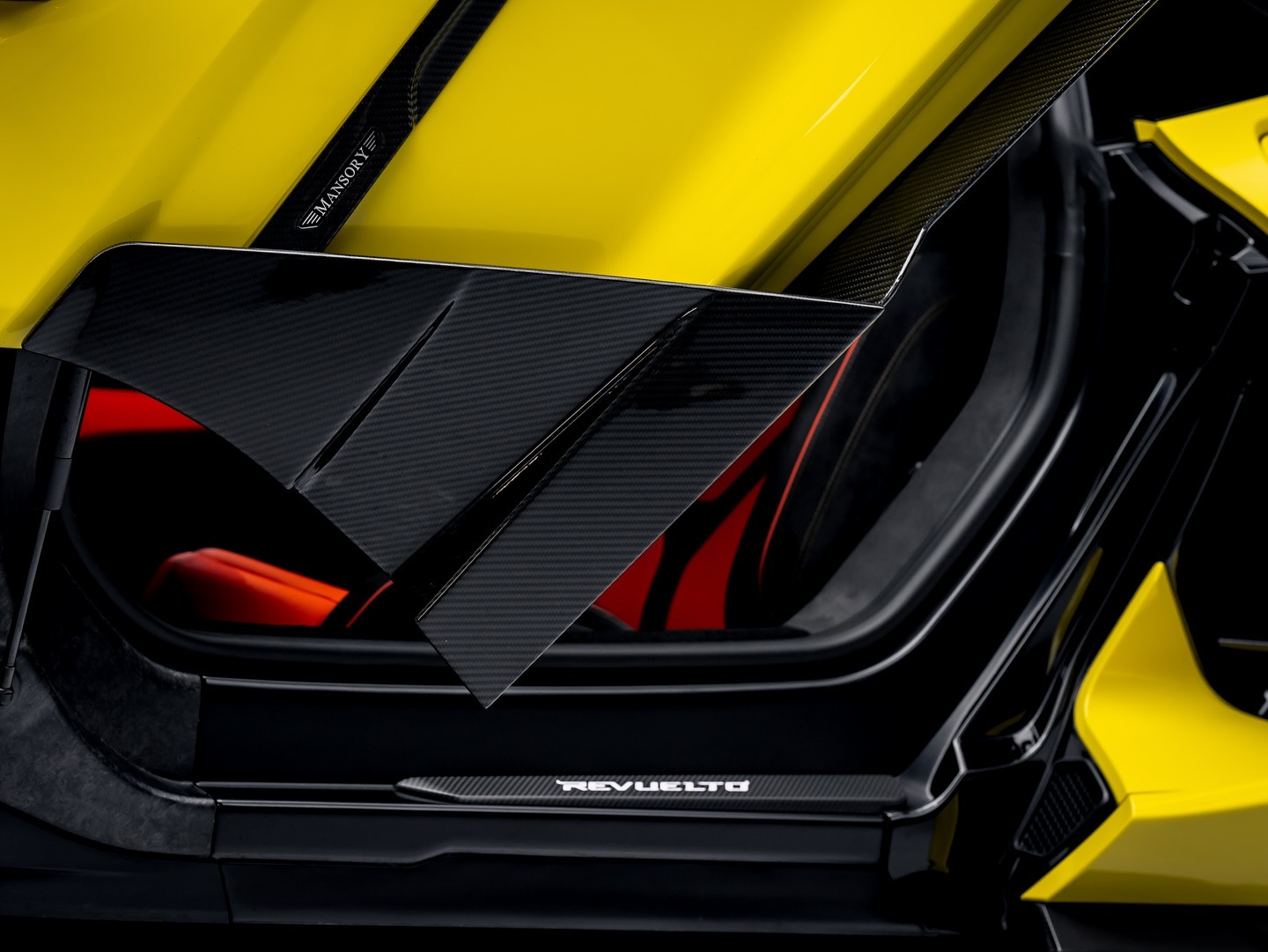 Lamborghini Revuelto M Style Parts - styling view