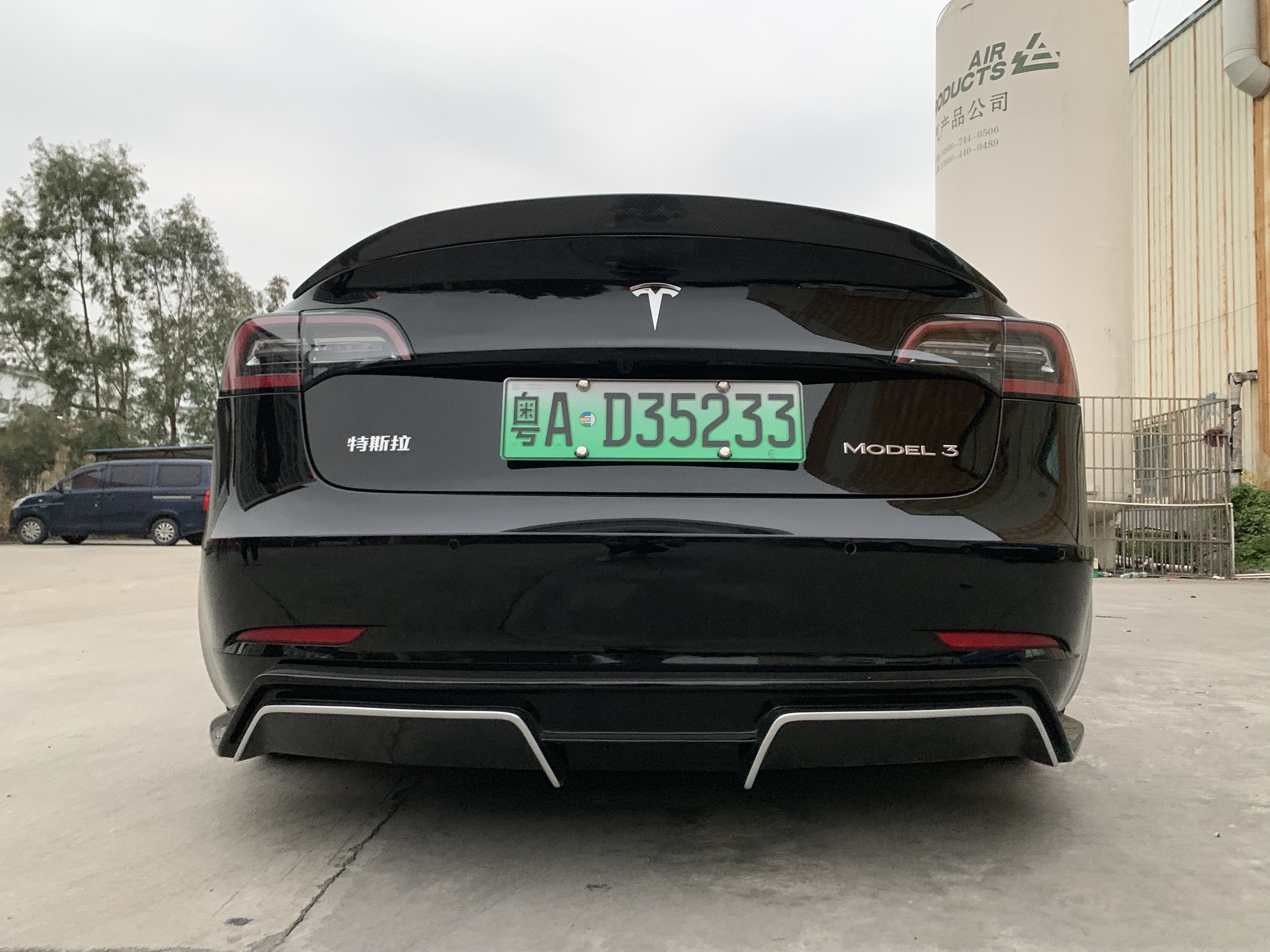 Tesla Model 3 ARTISAN Style Parts - styling view