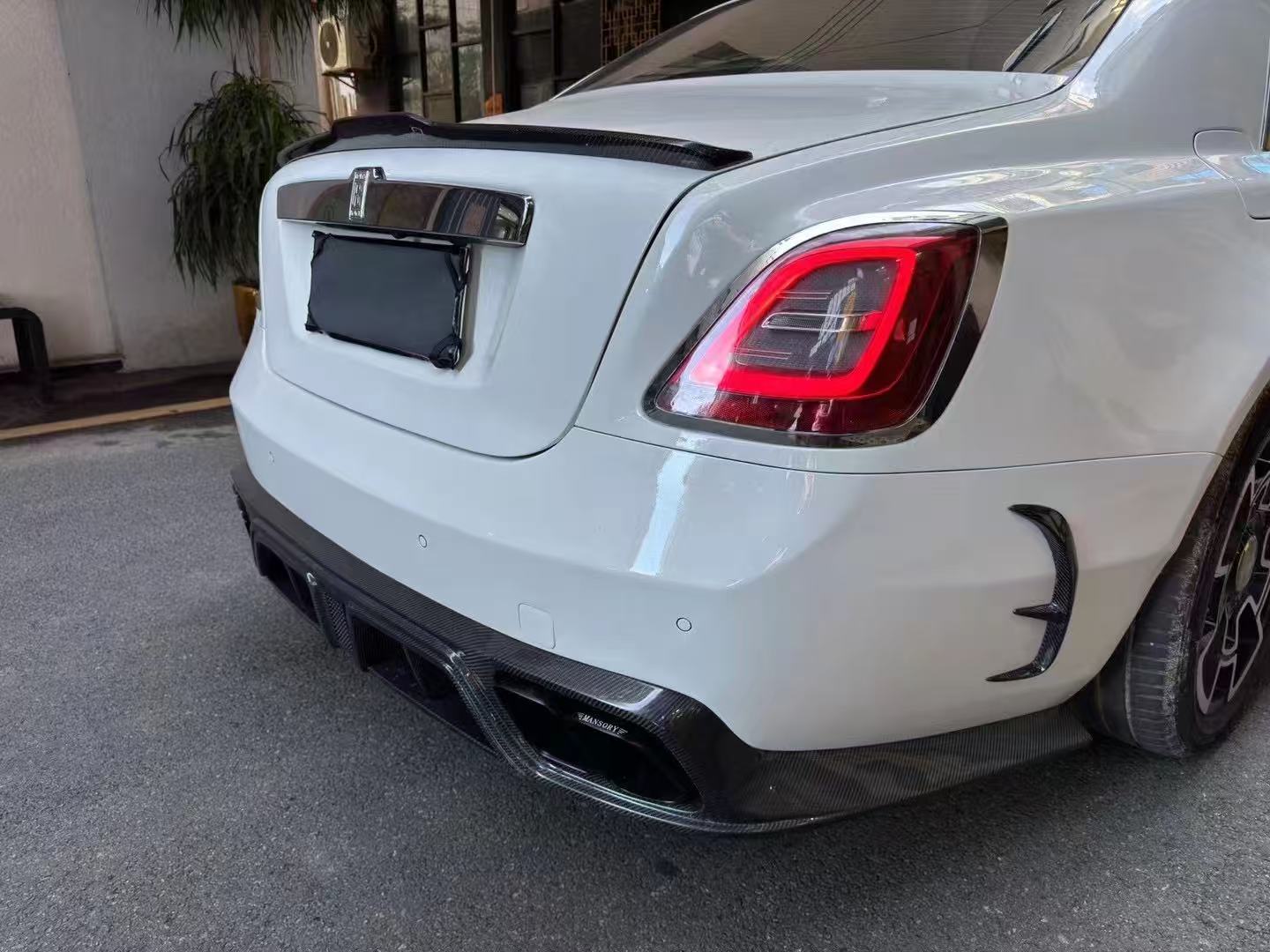 Rolls-Royce Ghost MSY Style Dry Carbon Parts - styling view