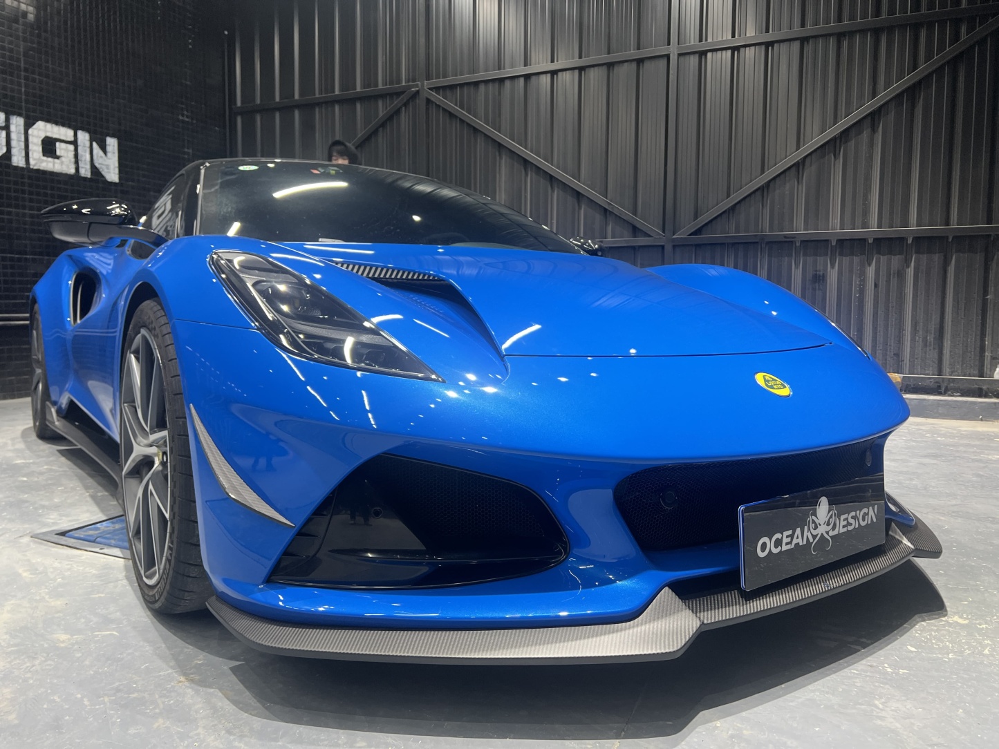 Lotus Emira Ocean Design Style Dry Carbon Parts - styling view