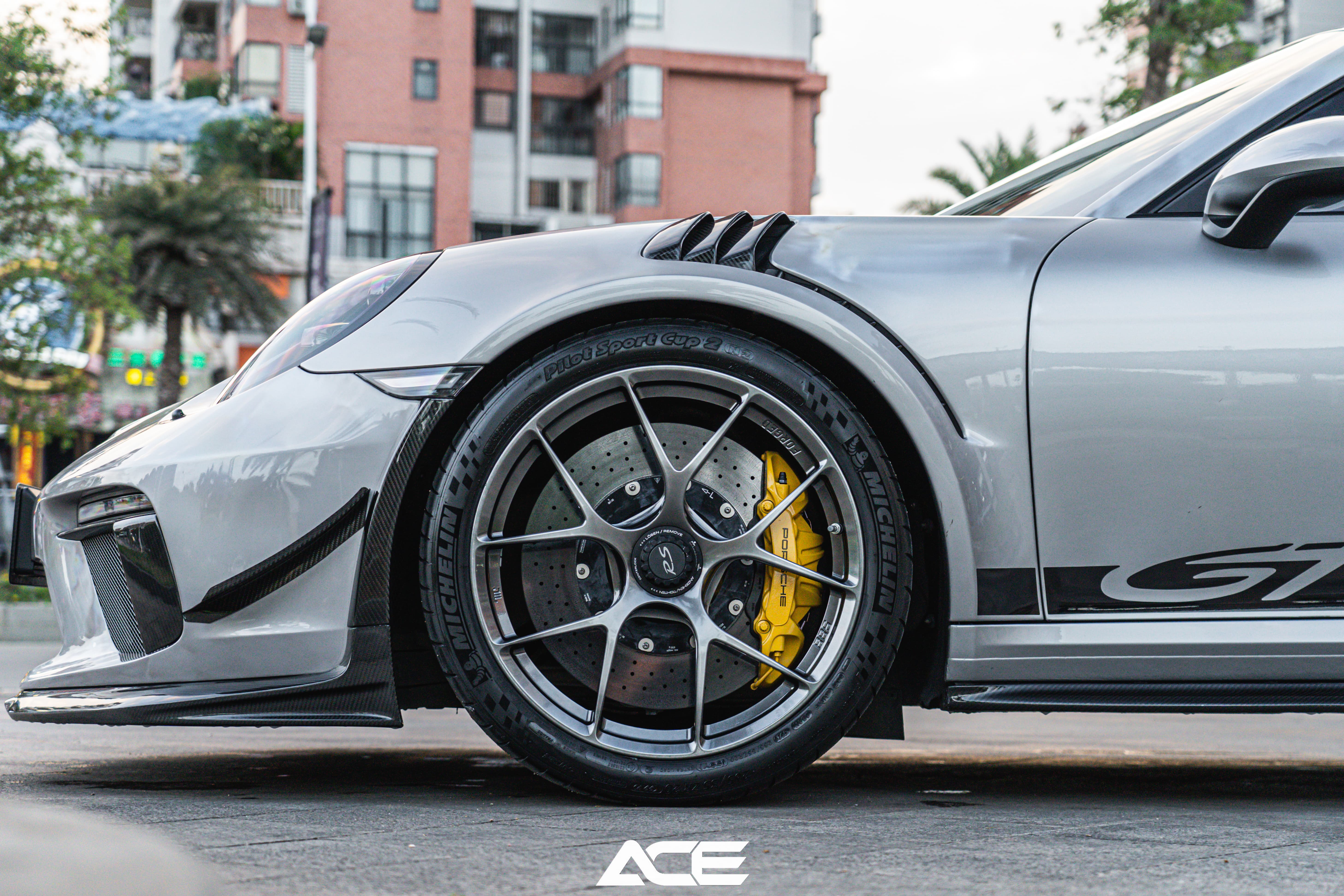 Porsche 991 GT3 RS OEM Style Dry Carbon Parts - styling view