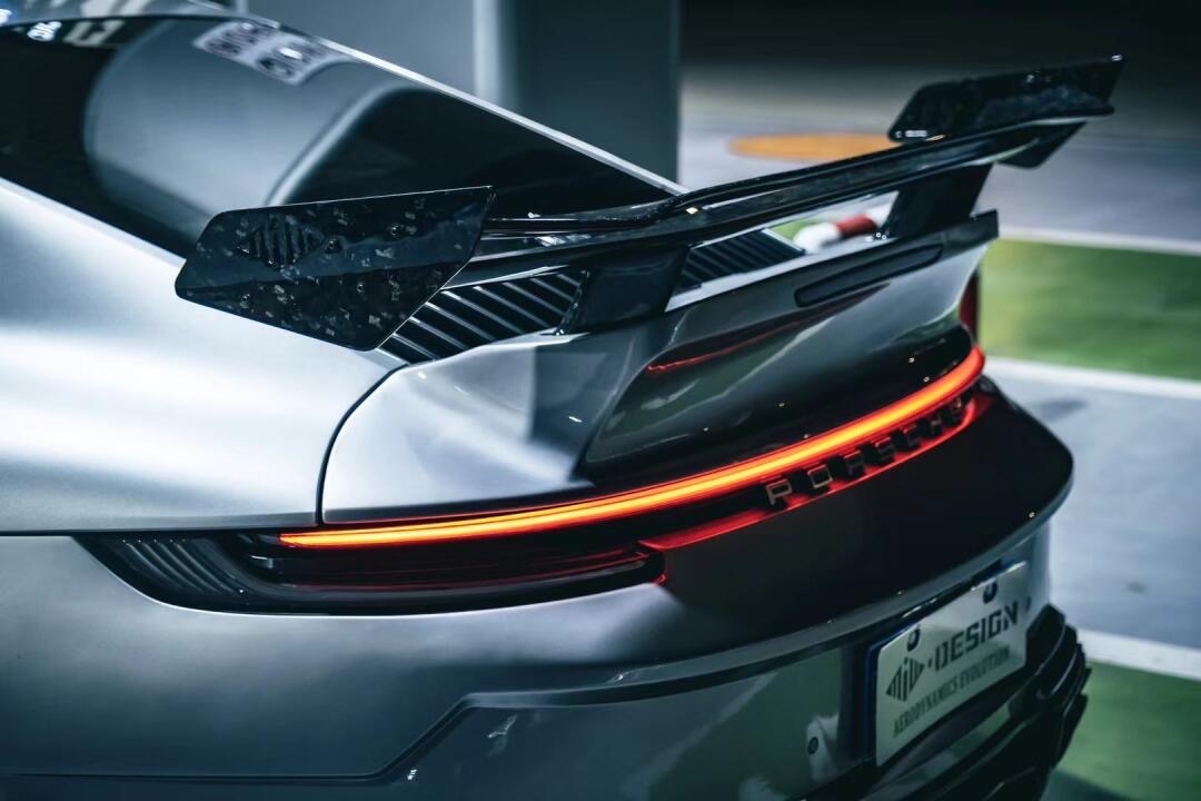 Porsche 911 992.1 Ghost Style Dry Carbon Parts - styling view