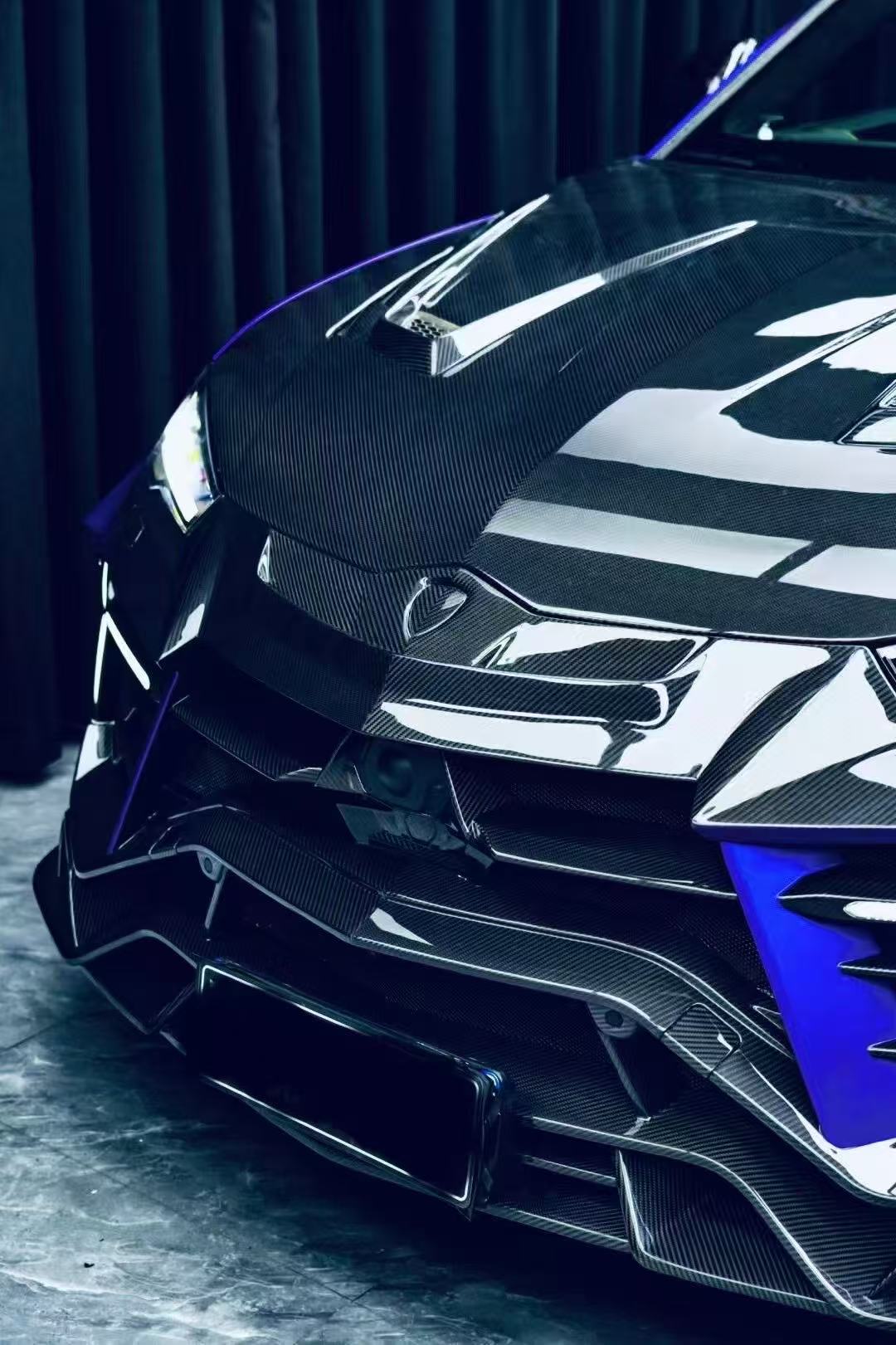 Lamborghini Urus MSY Gen 3 Style Dry Carbon Body Kit - styling view