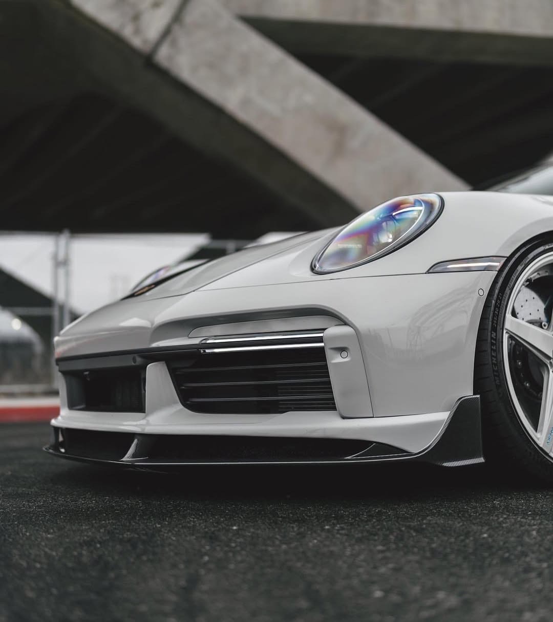 Porsche 911 992.1 Turbo S 9D Style Dry Carbon Parts - styling view