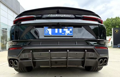 Lamborghini Urus S Topcar Style Dry Carbon Parts - styling view