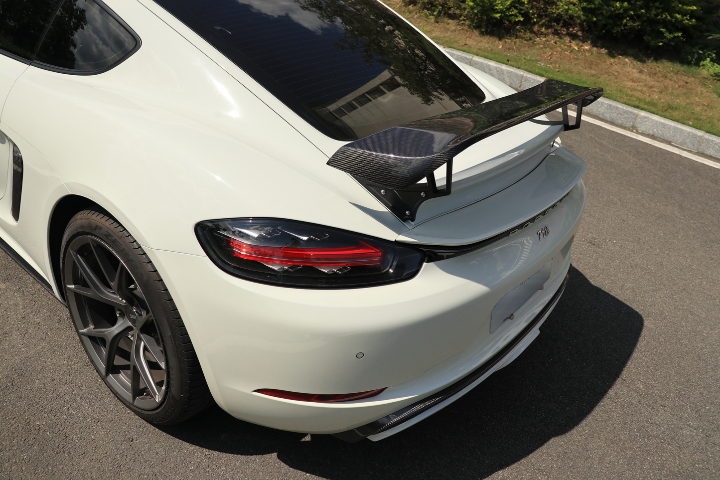 Porsche 718 Boxster / Cayman Techart Style Parts - styling view