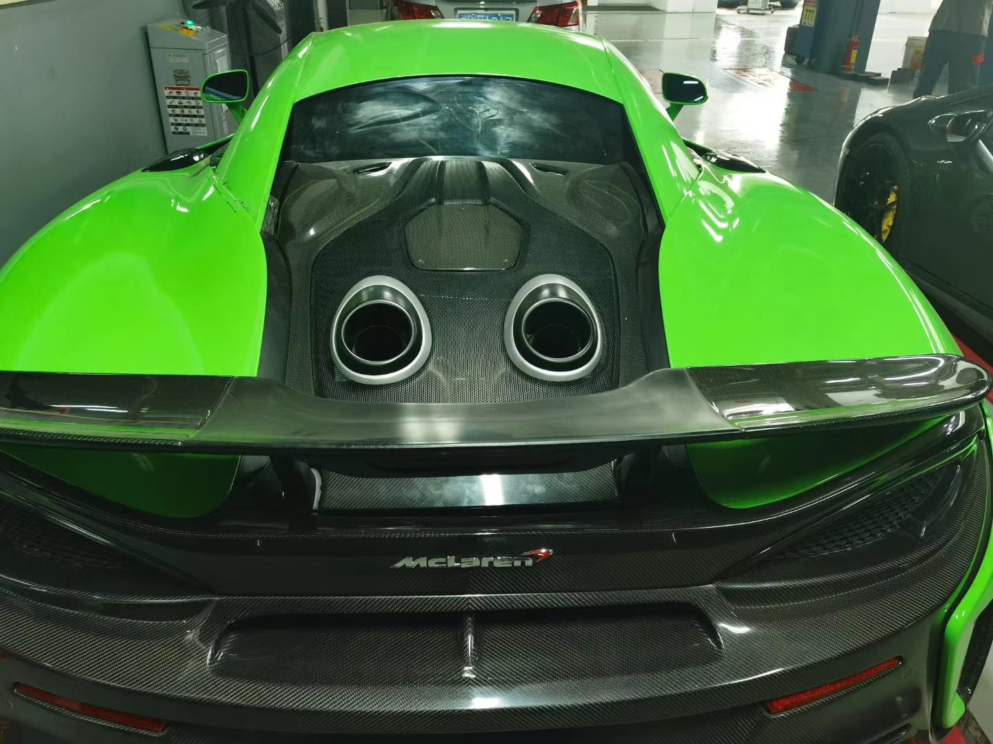 McLaren 540C / 570S to 600LT Style Carbon Fiber Conversion Kit - styling view