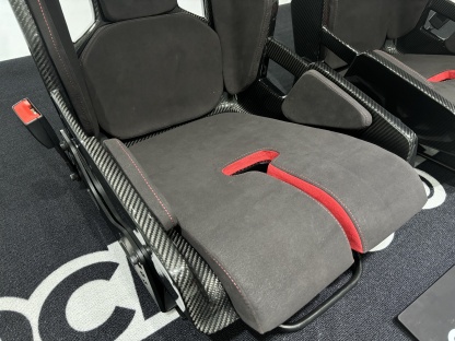 Porsche GW Style Dry Carbon Bucket Seat - styling view