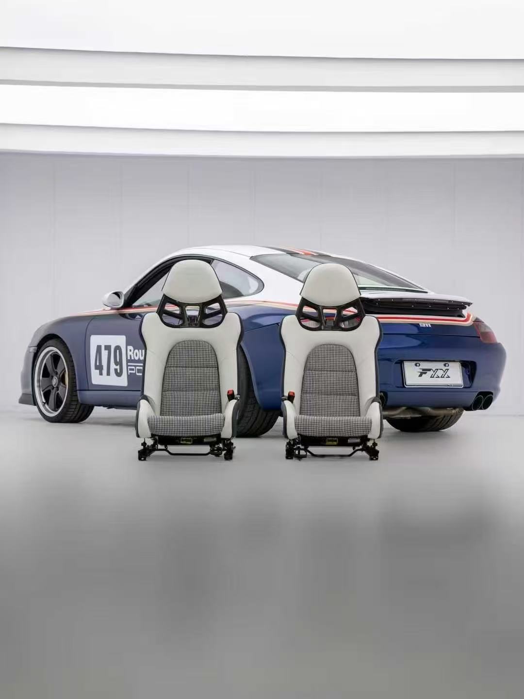 Porsche GT3 RS Style Dry Carbon Bucket Seat - styling view