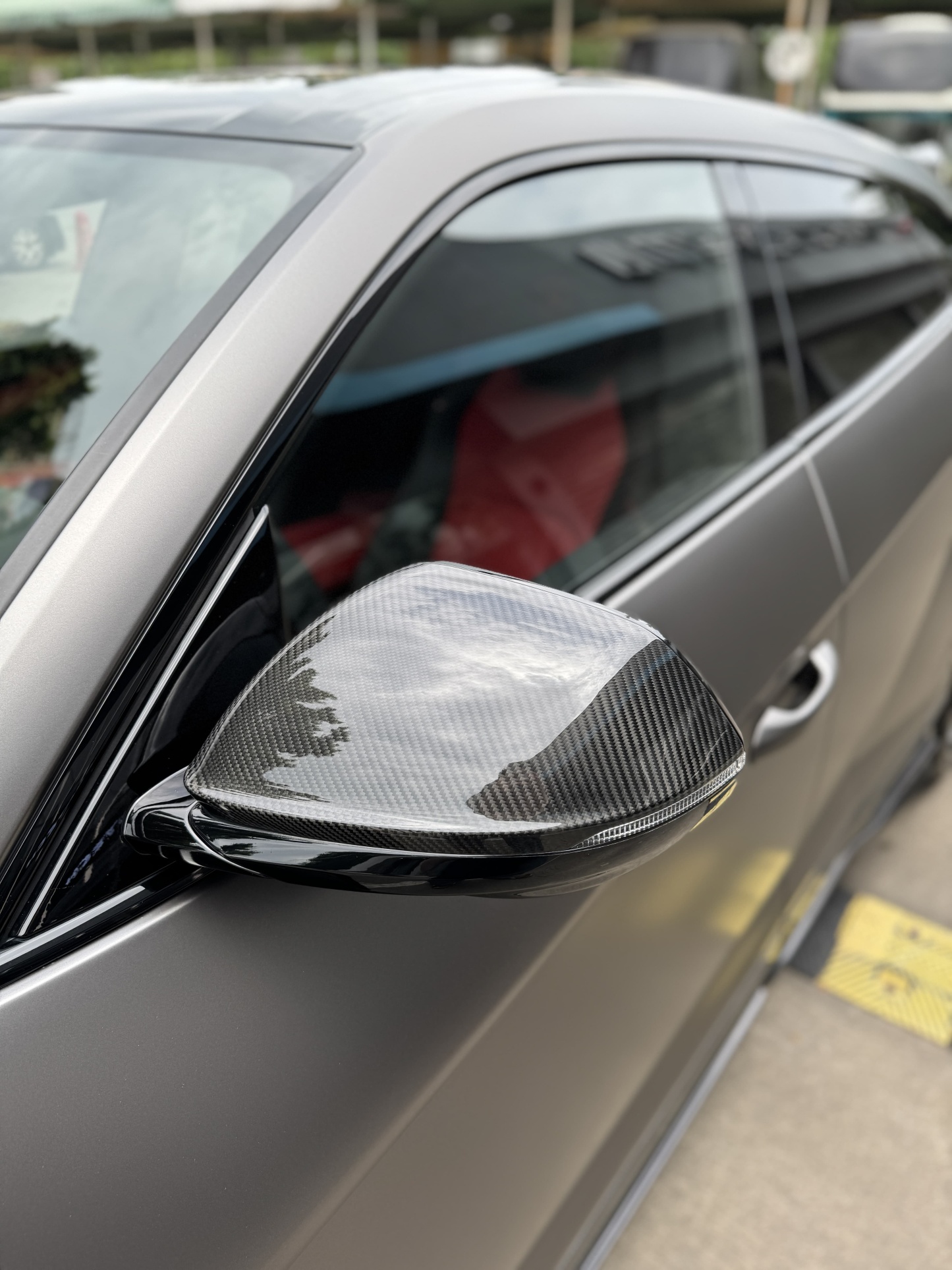 Lamborghini Urus Topcar Style Dry Carbon Parts - styling view