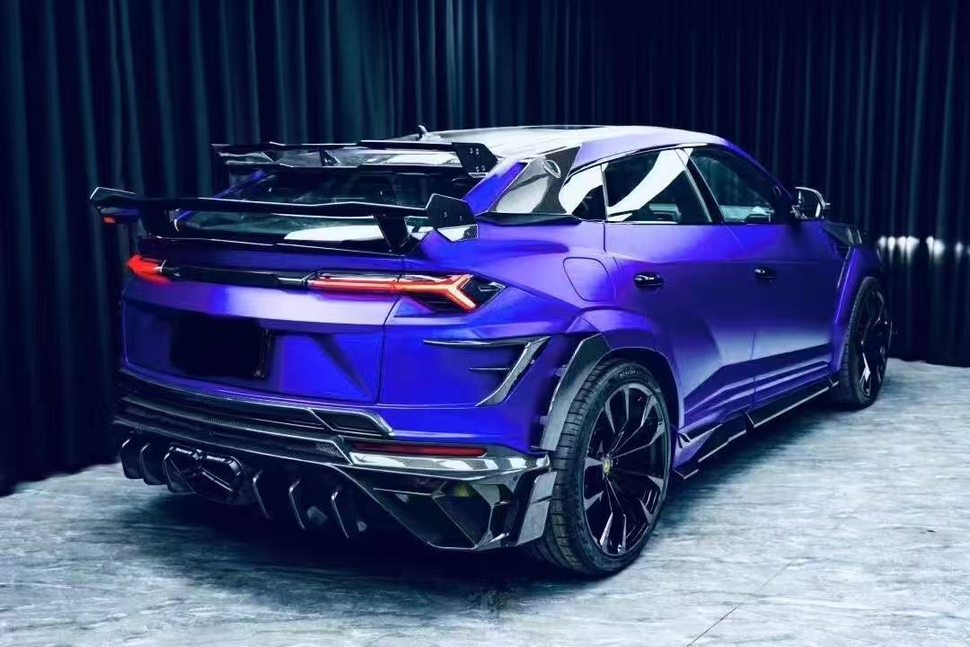 Lamborghini Urus MSY Gen 3 Style Dry Carbon Body Kit - styling view