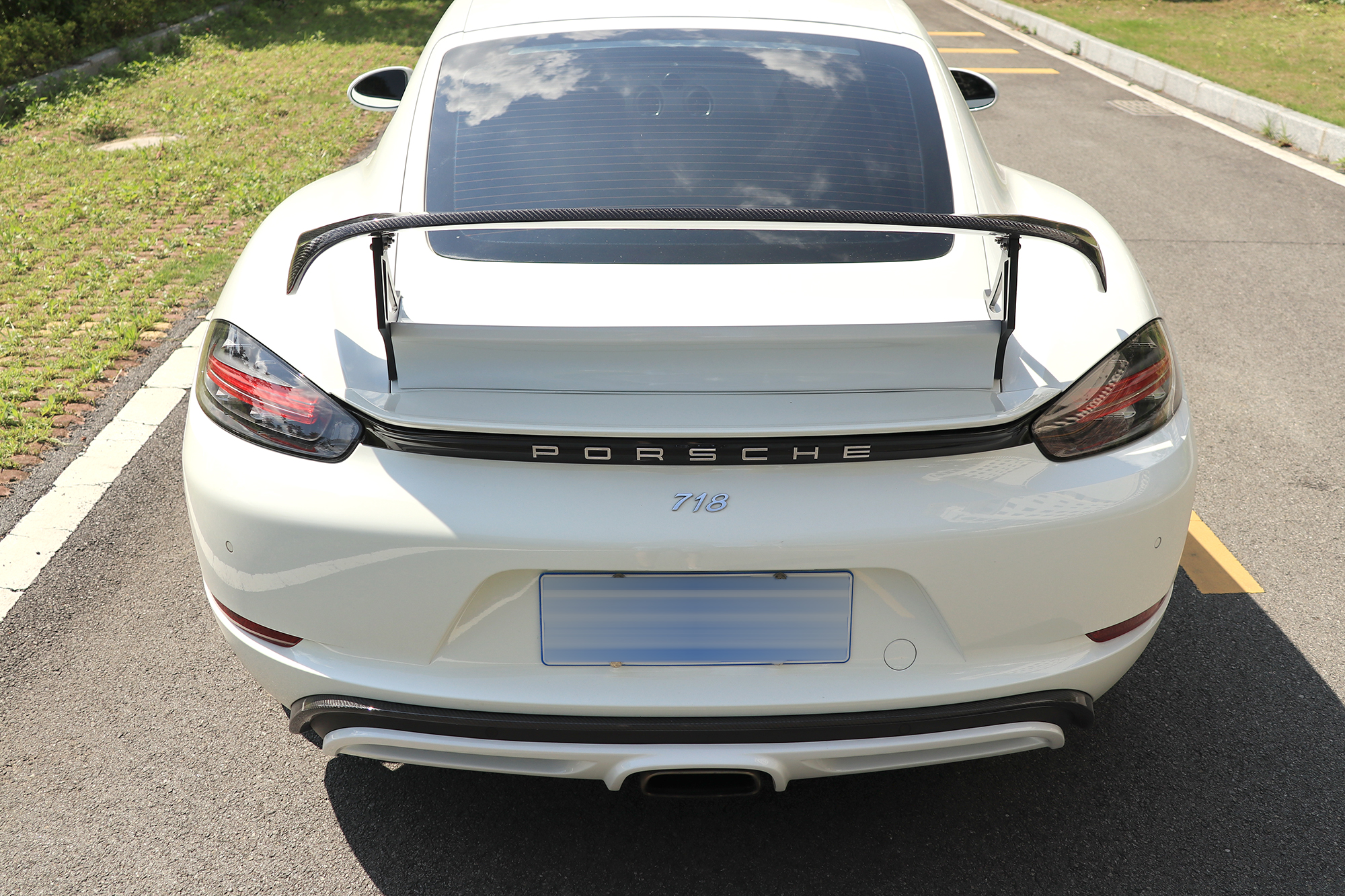 Porsche 718 Boxster / Cayman Techart Style Parts - styling view