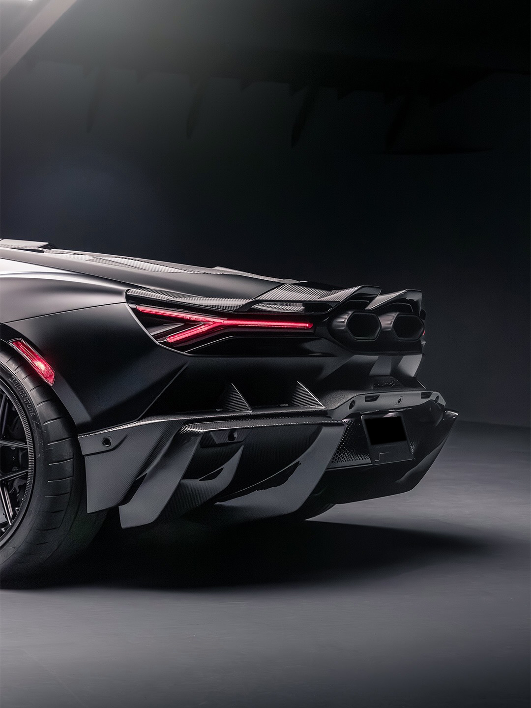 Lamborghini Revuelto R Style Dry Carbon Parts - styling view