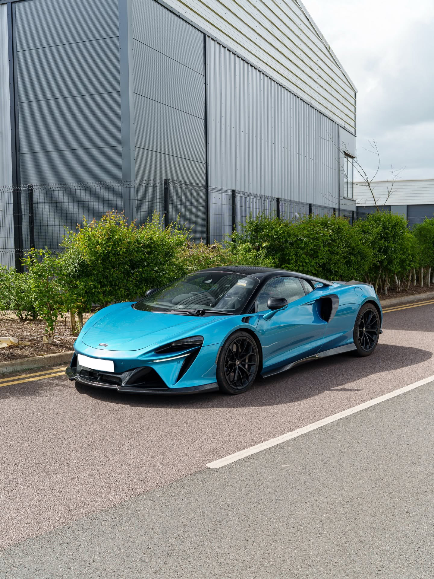 McLaren Artura C Style Dry Carbon Parts - styling view