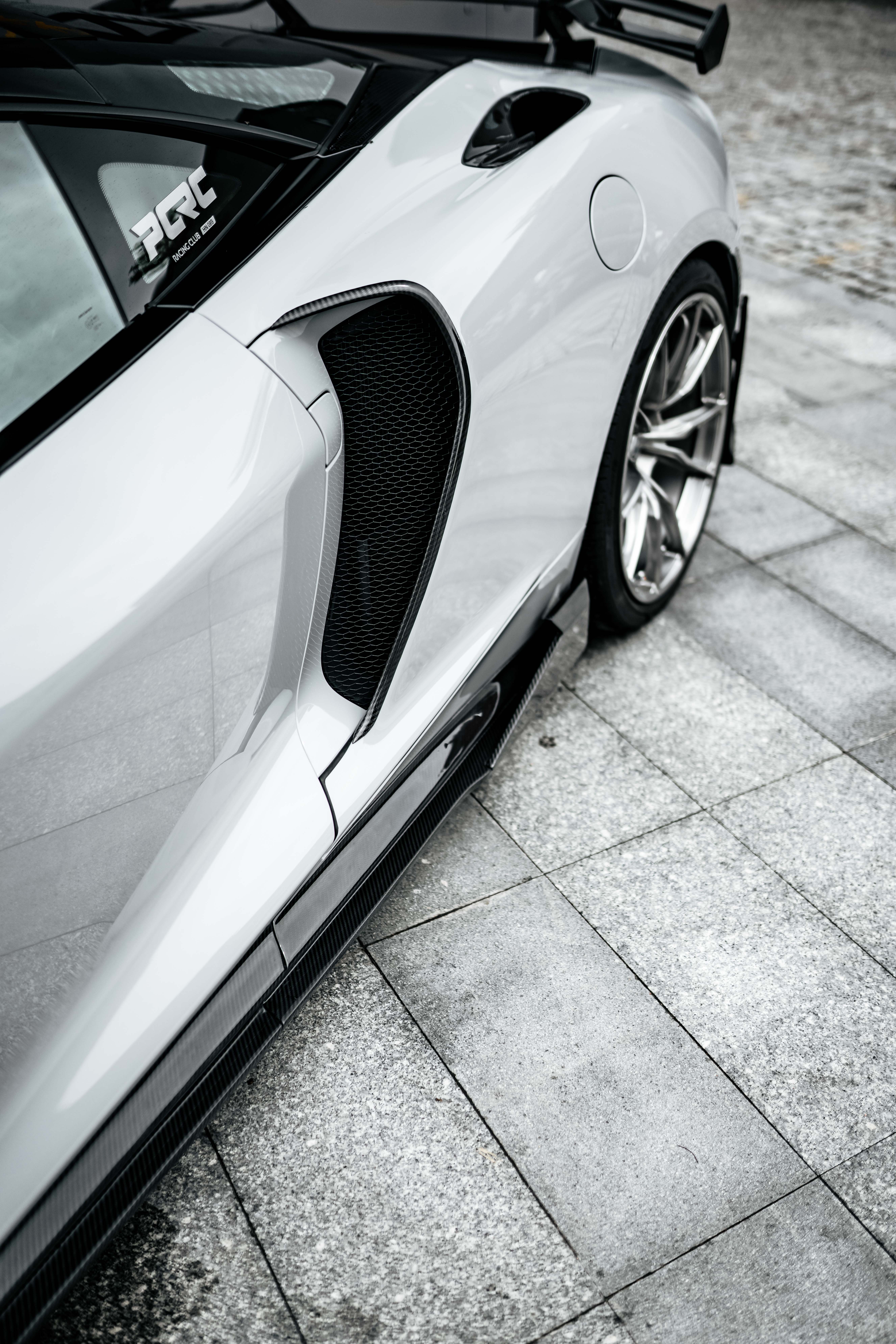 McLaren GT Dry Carbon Parts - styling view
