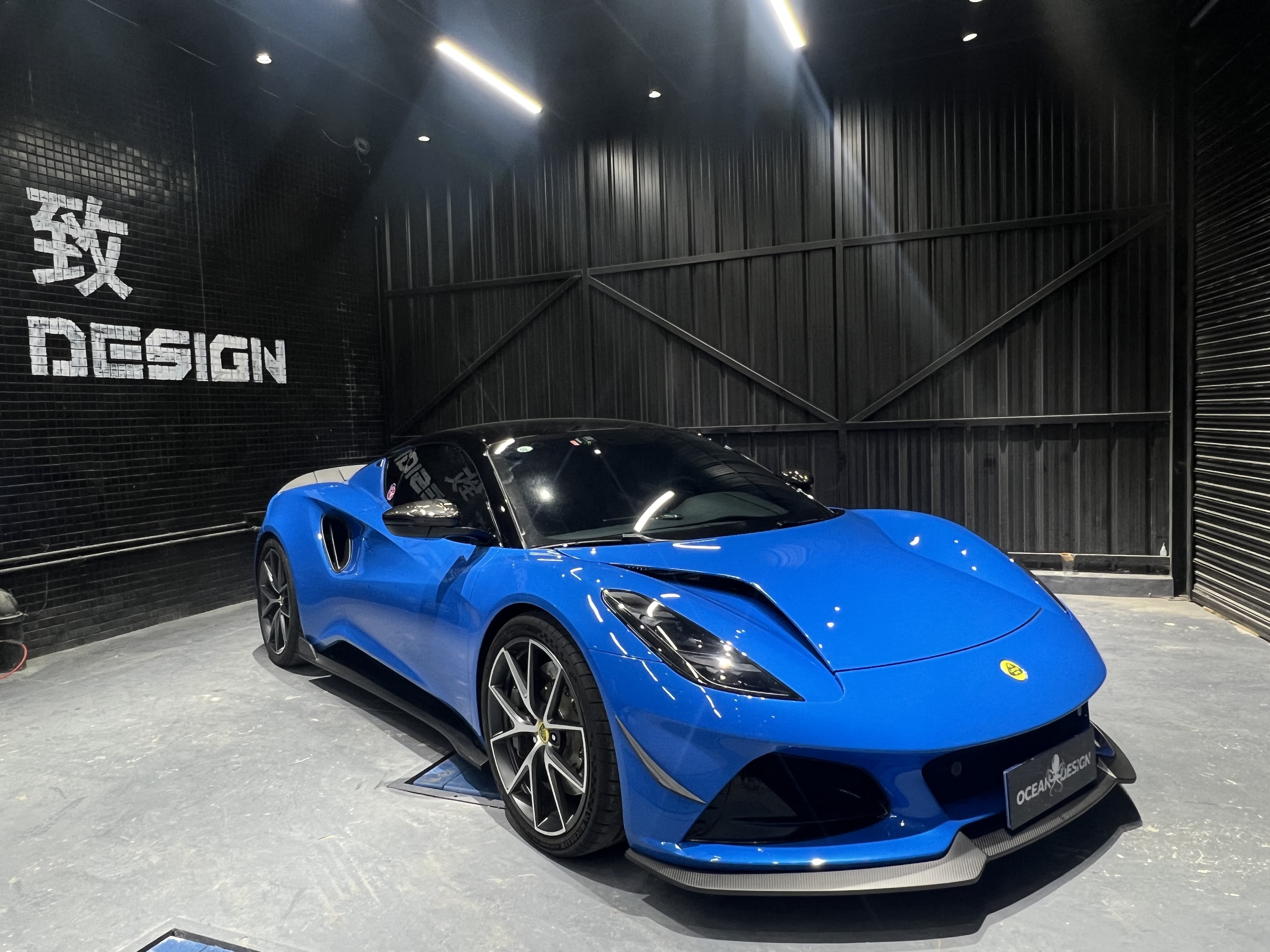 Lotus Emira Ocean Design Style Dry Carbon Parts - styling view