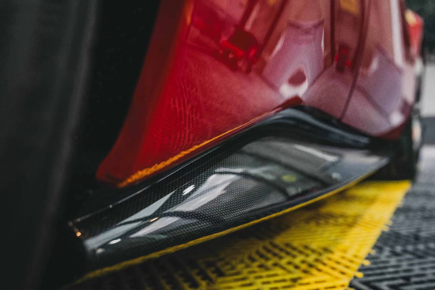 Ferrari 296 OEM Style Dry Carbon Parts - styling view