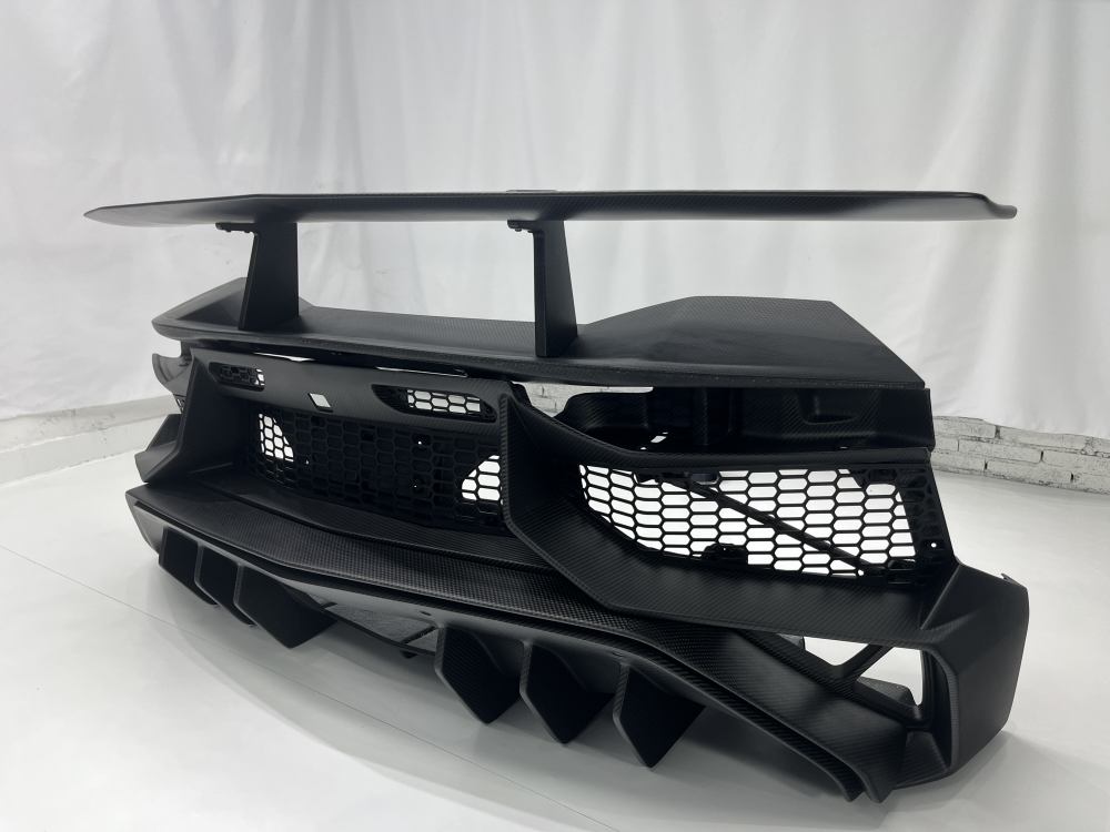 Lamborghini LP700 LP750SV Style Dry Carbon Conversion Parts - styling reference for Rear Bumper