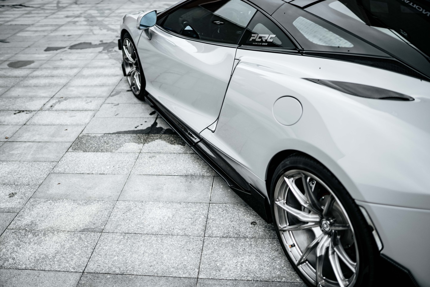 McLaren GT Dry Carbon Parts - styling view