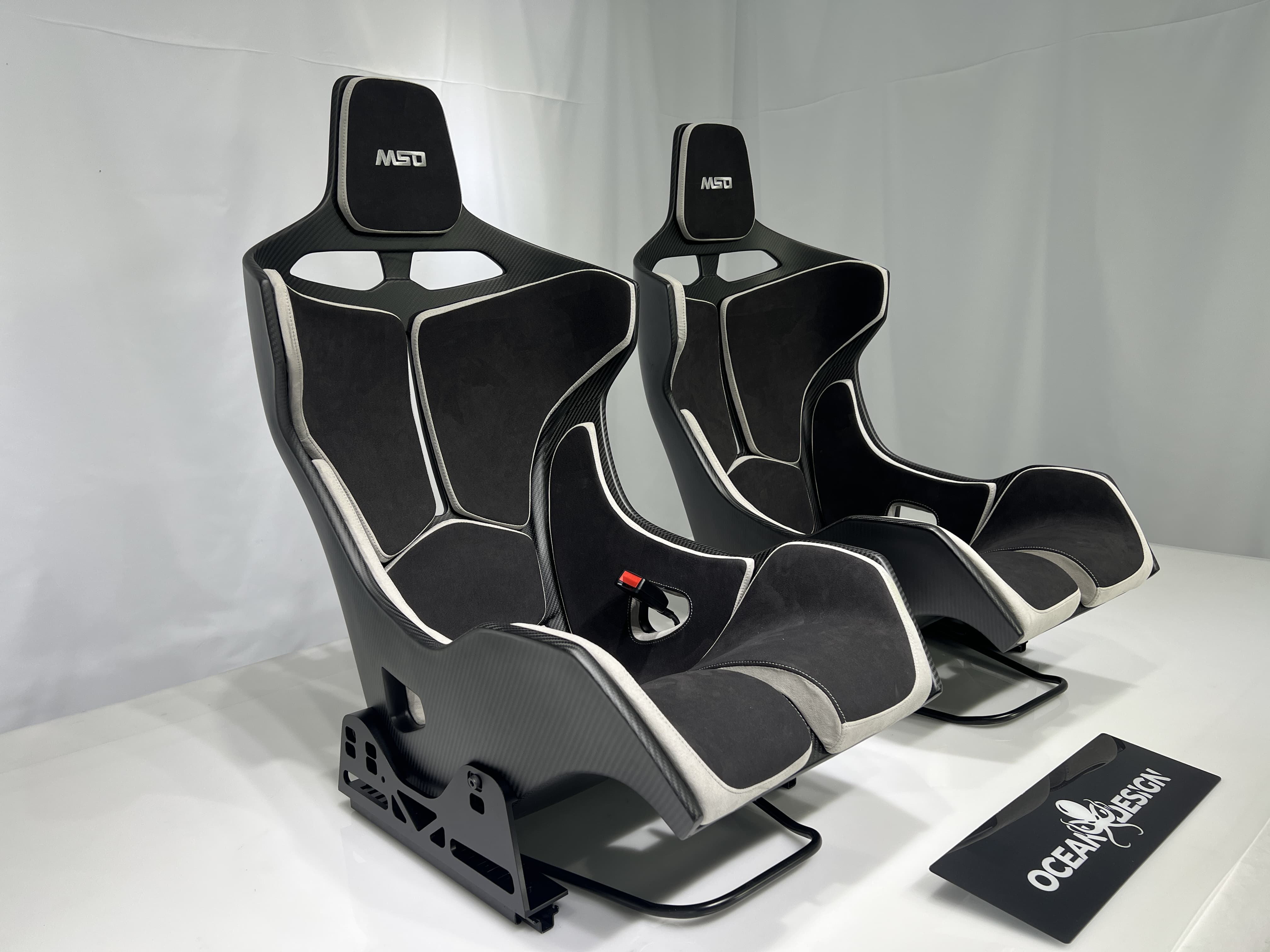 McLaren Senna Style Dry Carbon Bucket Seat - styling view