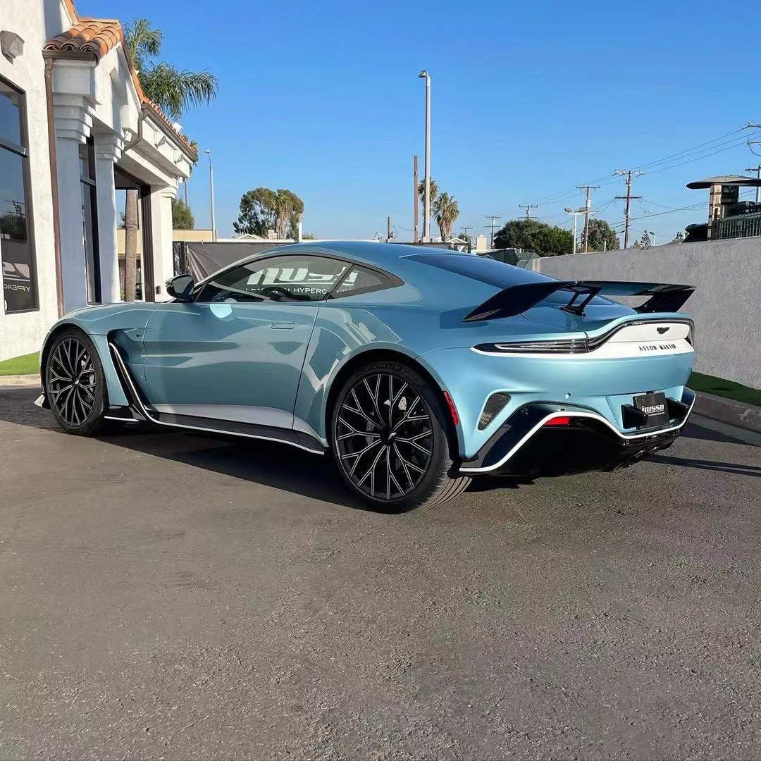 Aston Martin Vantage V12 Style Conversion Parts - styling view