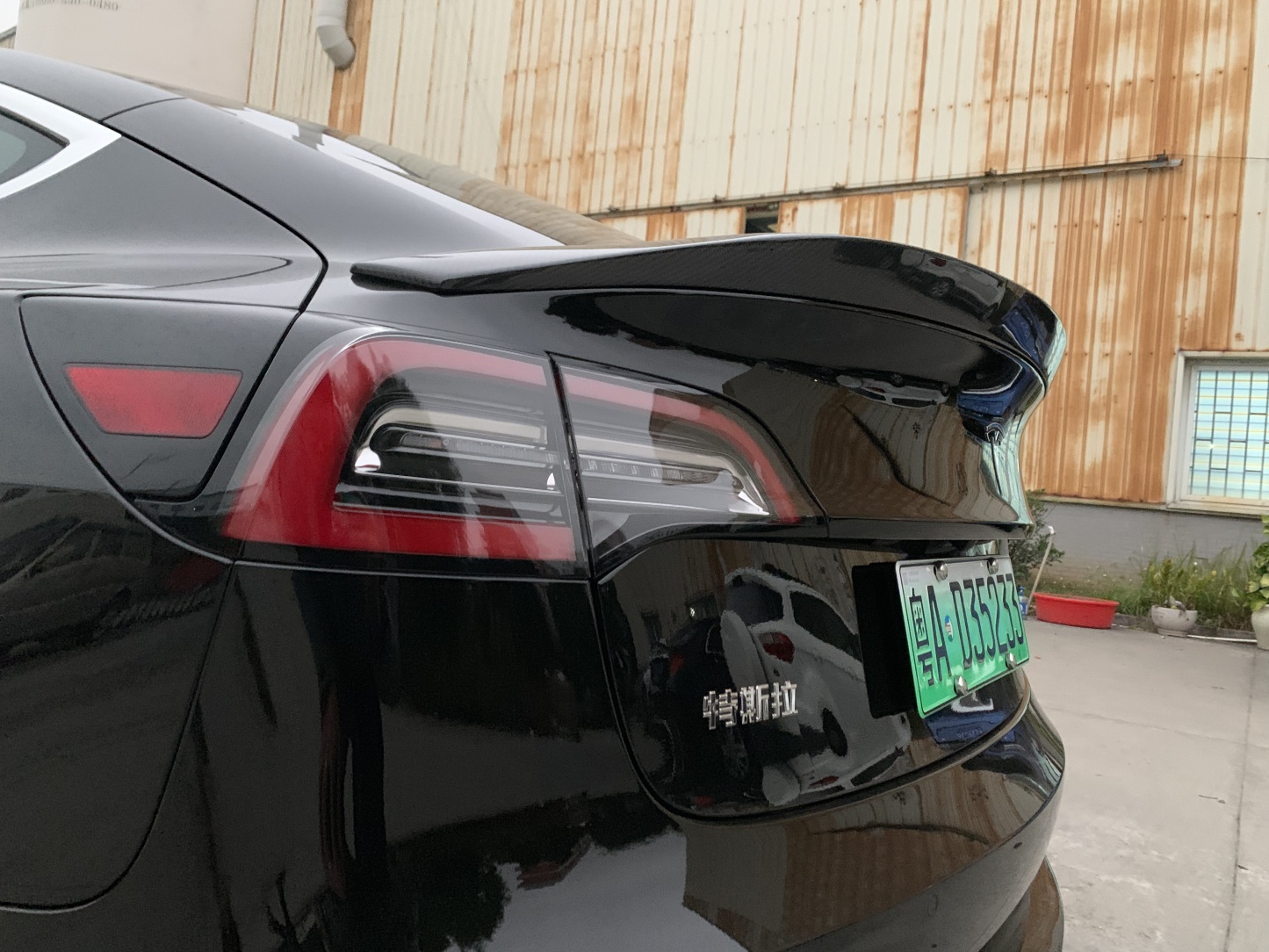 Tesla Model 3 ARTISAN Style Parts - styling view