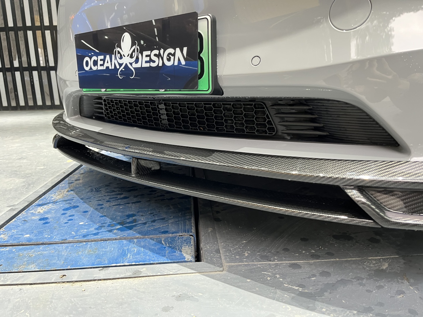 Tesla Model Y Ocean Design Generation 2 Dry Carbon Parts - styling view