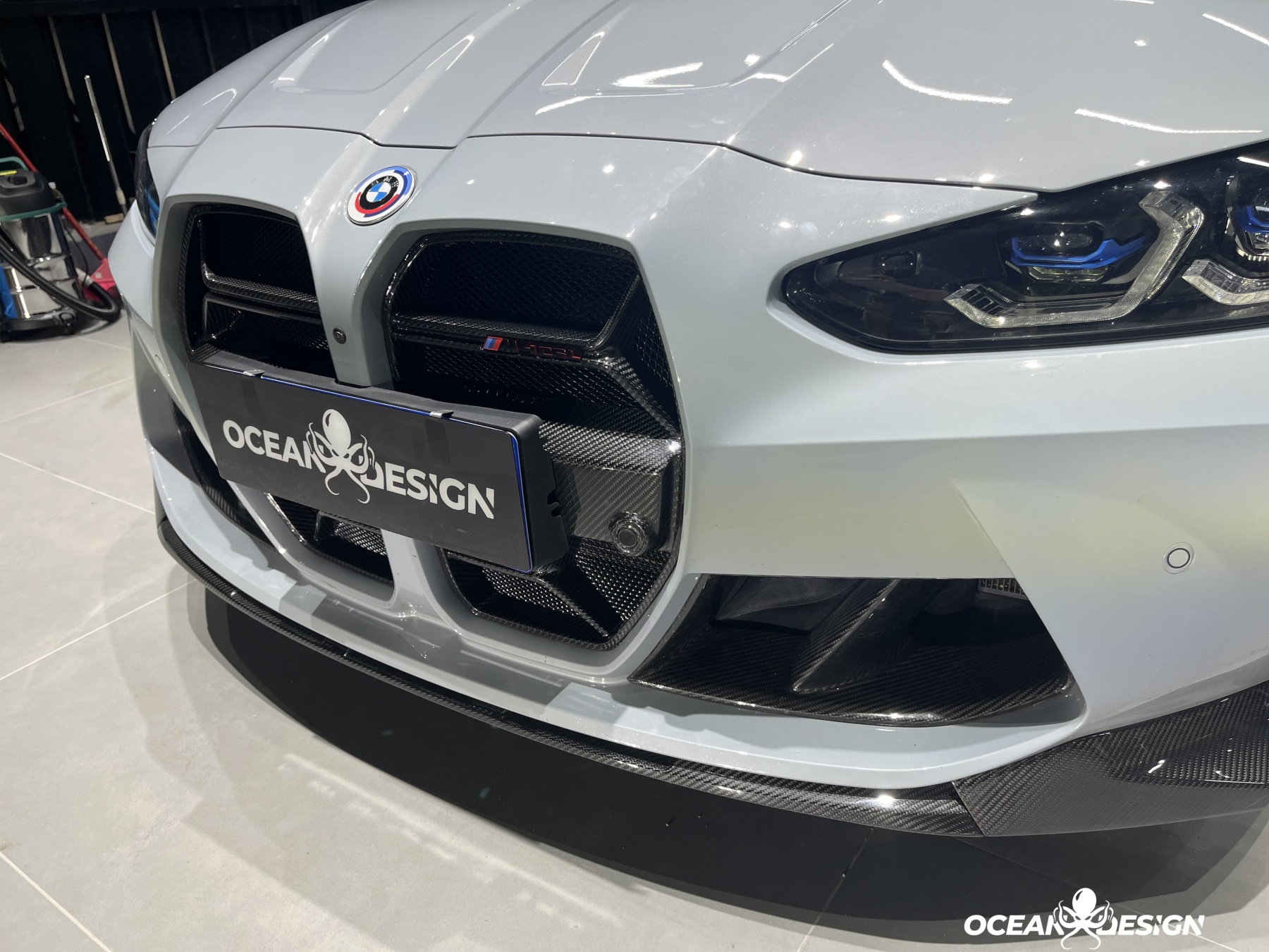2021-2025 BMW M3 G80 / M4 G82 MP Style Front Kidney Grilles – Dry Carbon Fiber 