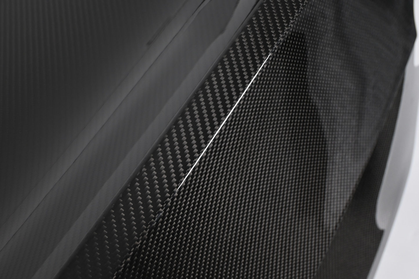 BMW G87 M2 CS Style Dry Carbon Trunk Lid - styling view