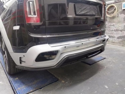 Rolls-Royce Cullinan MSY Generation 2 Style Dry Carbon Body Kit - styling view